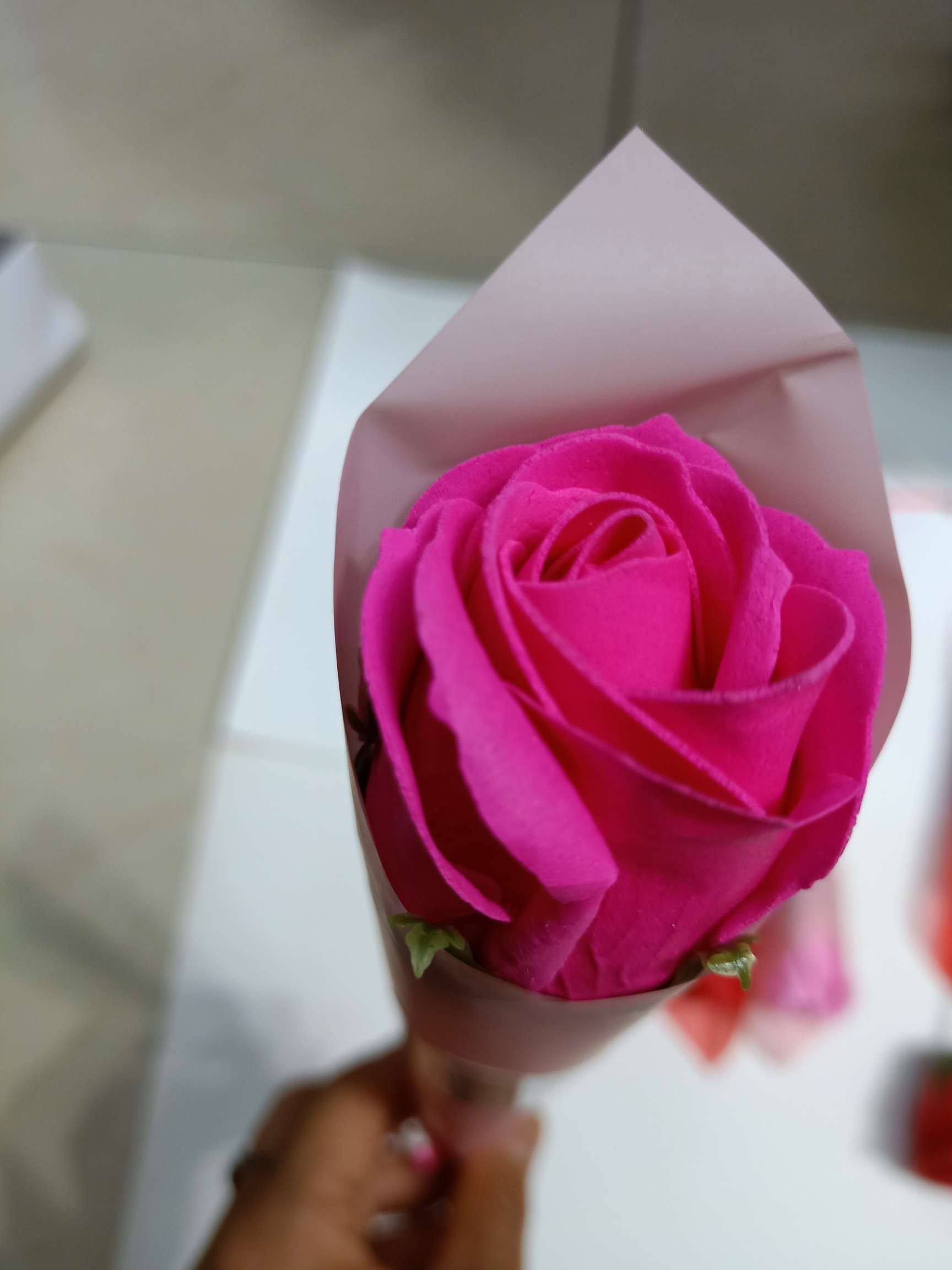 Boda jabón flores novia mano ramo flores día de los seres queridos rosa única rosa details Picture