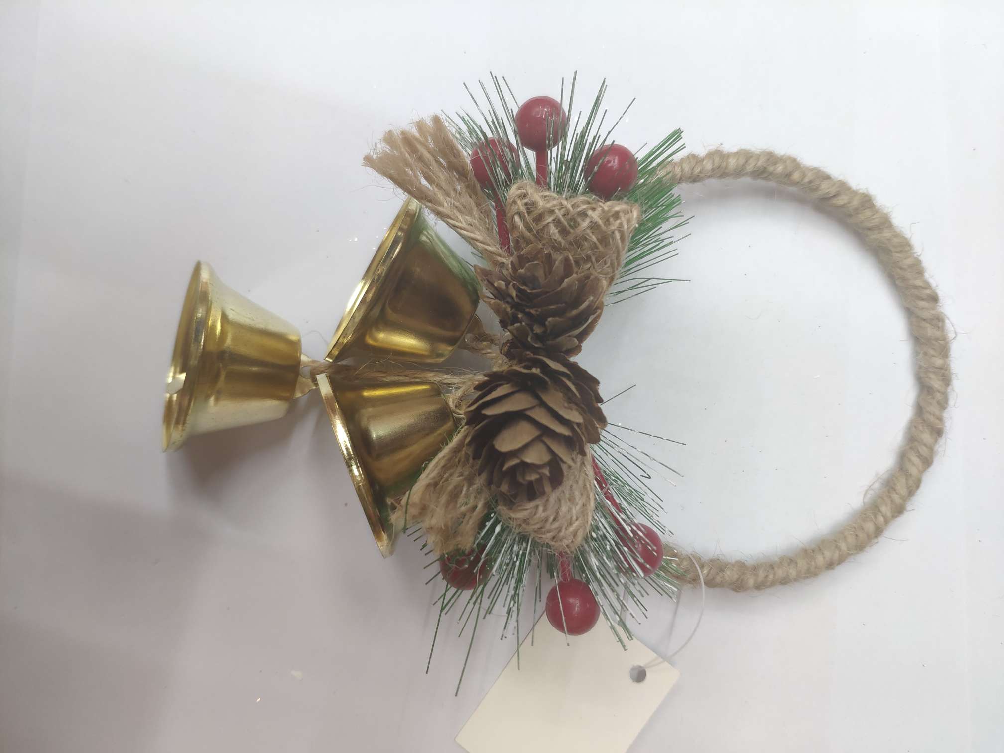 Tinsel ring Christmas pendant with pinecones thumbnail