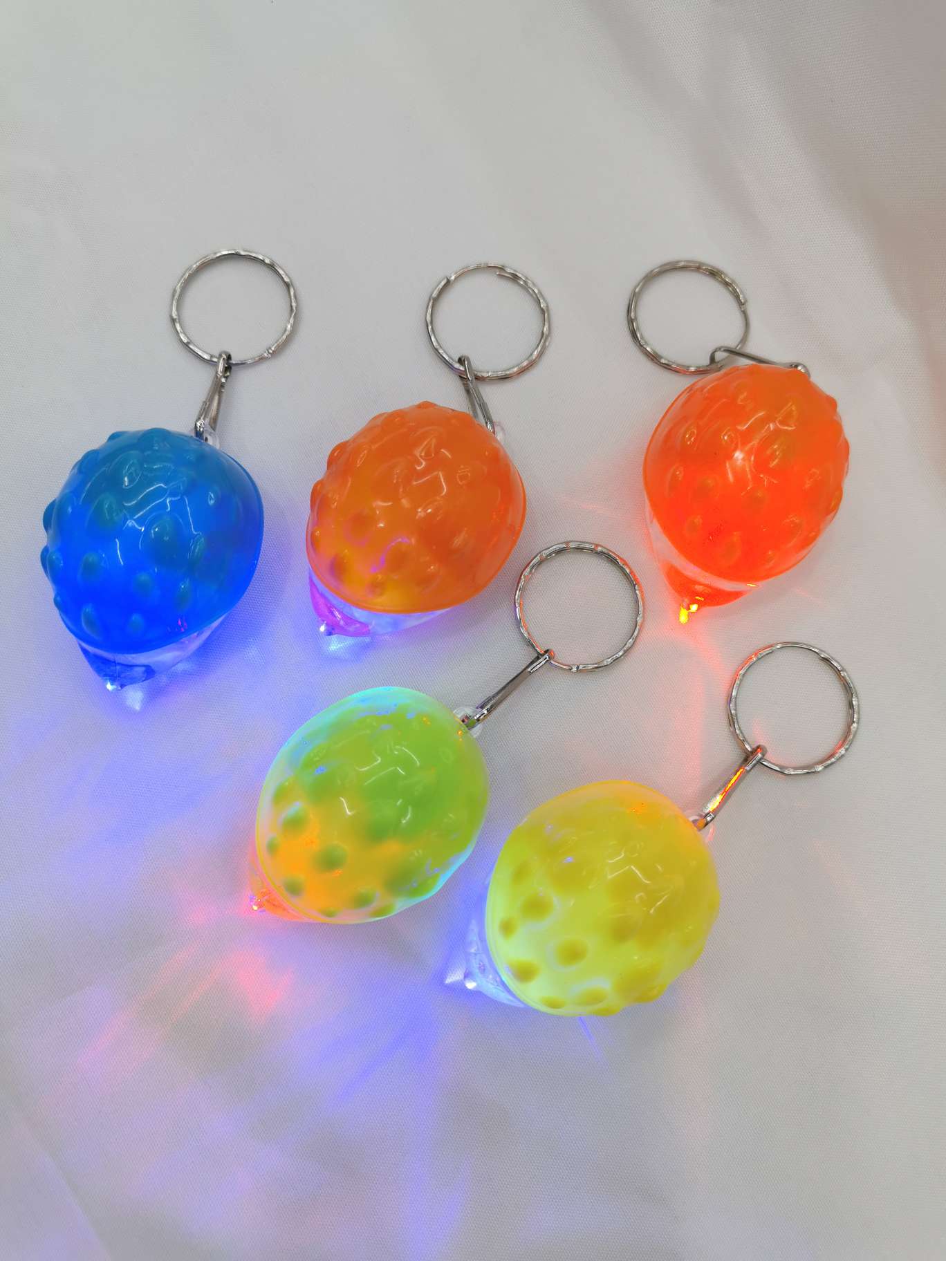 发光刺猬钥匙扣礼品灯挂件
100个一包
2000个一箱详情图7