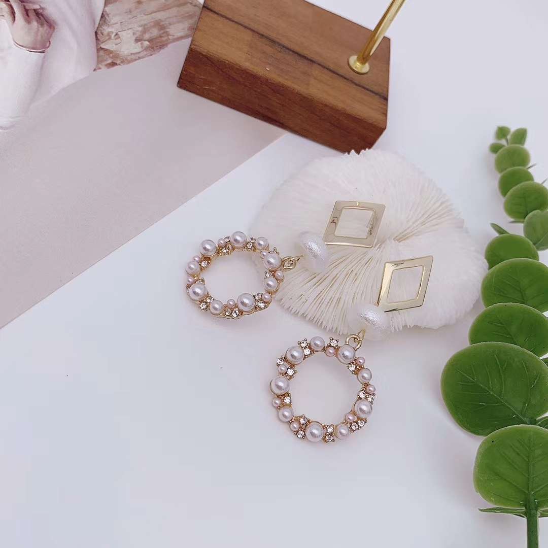 Pearl ring earrings of design 2020 new fashion Korean temperament high sense earrings web celebrity niche earrings thumbnail