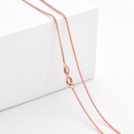 New Korean-style women's collarbone chain box chain, gold-plated three-color pendant accessory, versatile details Picture