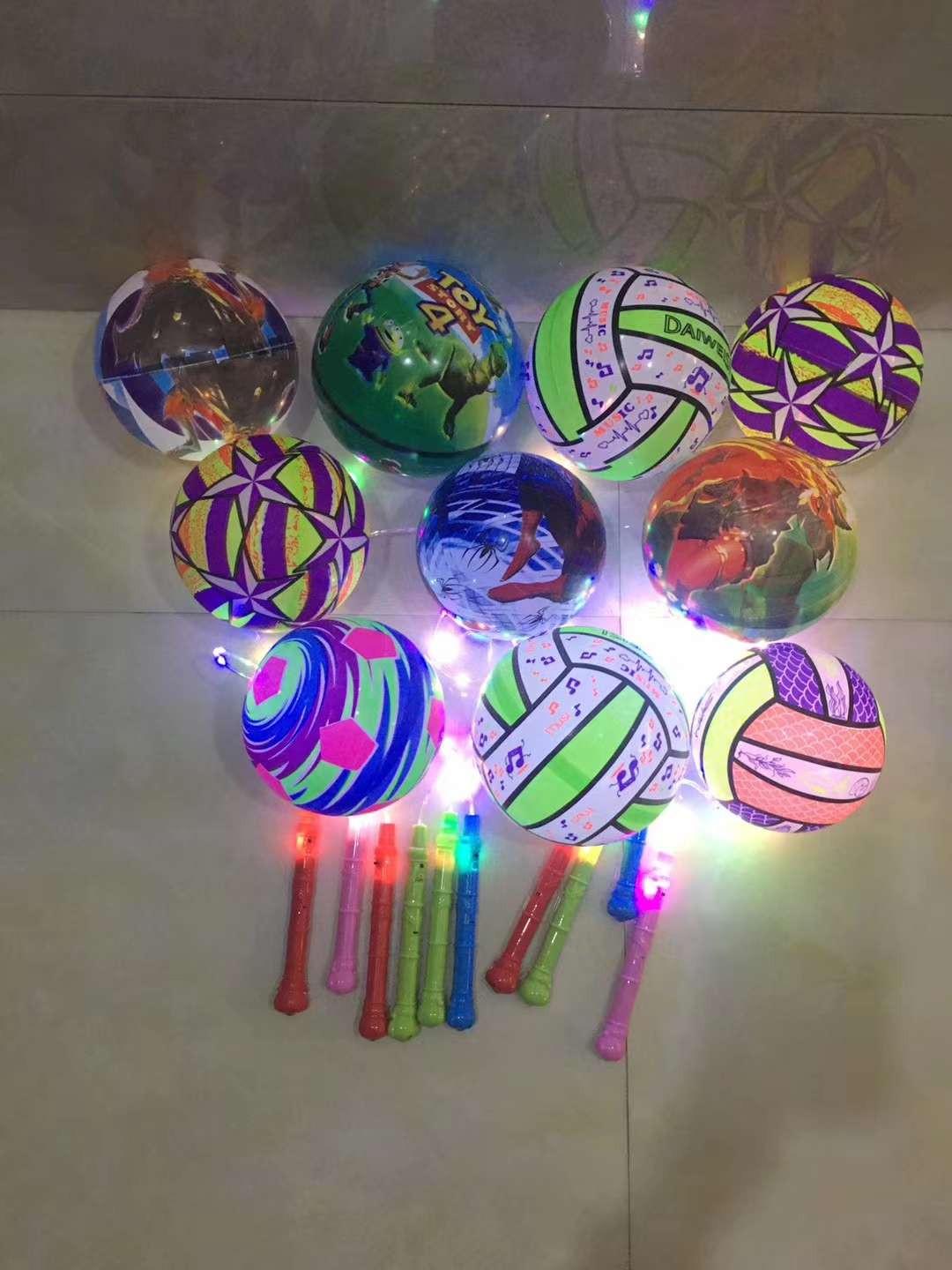 22公分pvc闪光球细节图