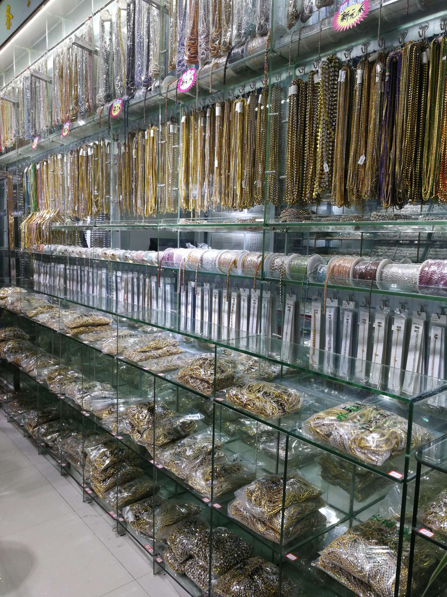 義利饰品 describe pic - 5
