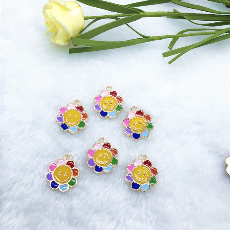 DIY alloy sunflower pendant, a versatile and cute Japanese-style Instagram seven-color flower accessory, is a popular choice for Internet celebrities details Picture