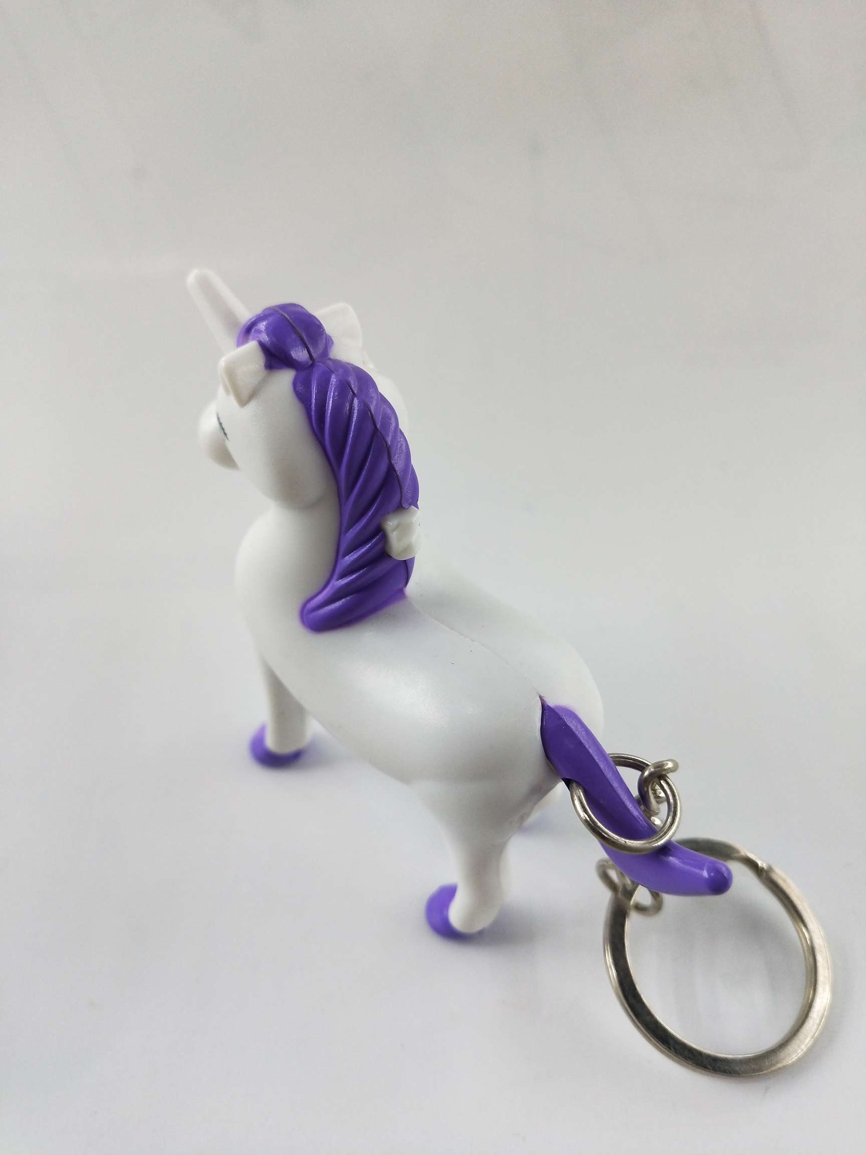 Jianqing No. 1 Unicorn Shining and Sounding Keychain Pendant Accessory Small Pendant Wholesale 01 Specification image