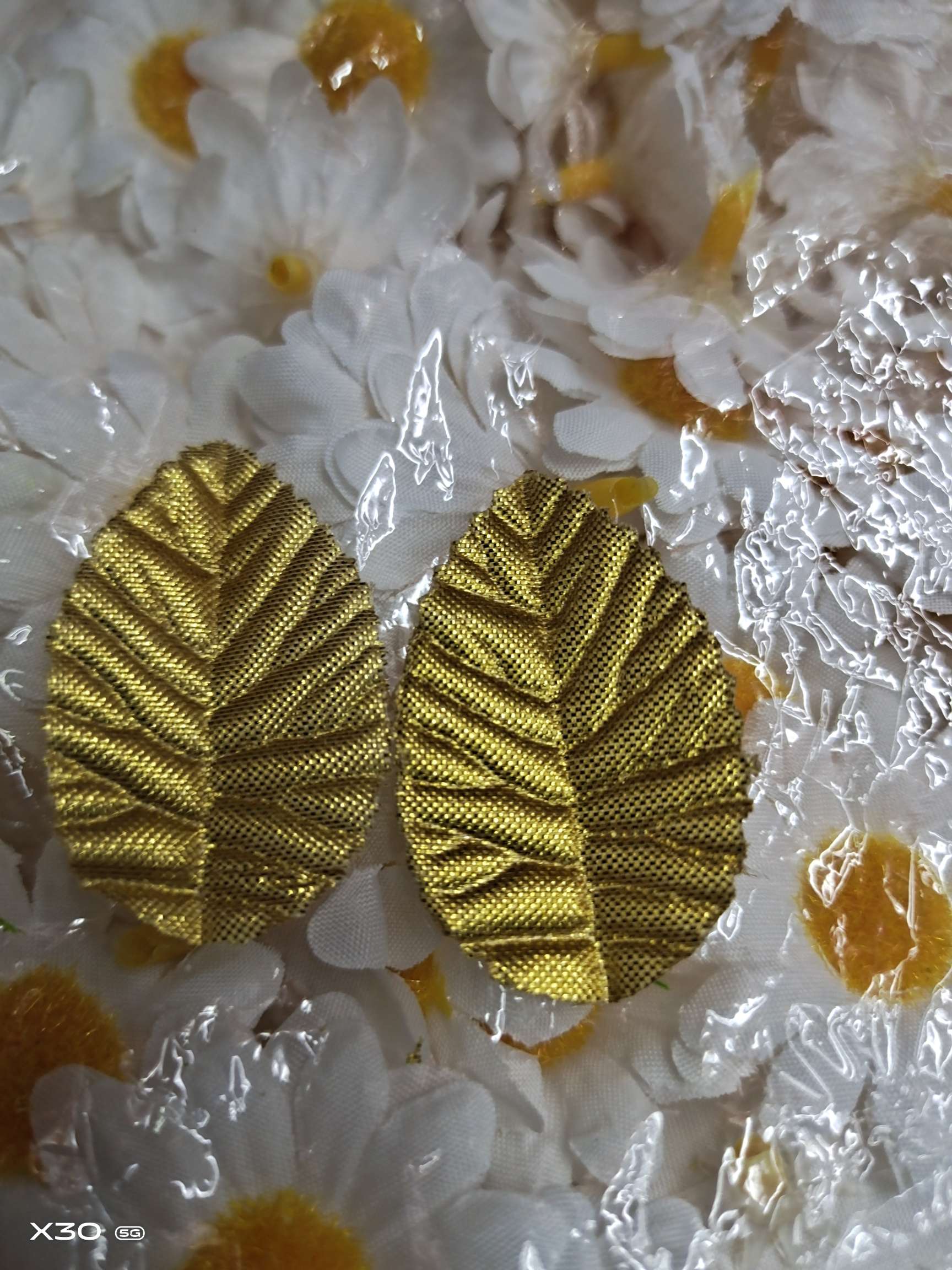 仿真向日葵花泡沫花小藤球工艺品礼品仿真花瓣小摆件家居装饰产品图