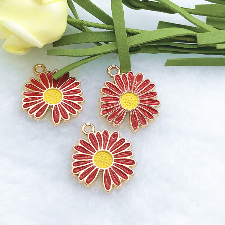 DIY jewelry accessories, alloy, fresh and unique, small Daisy bracelet, necklace, clothing, bag, keychain accessories undefined