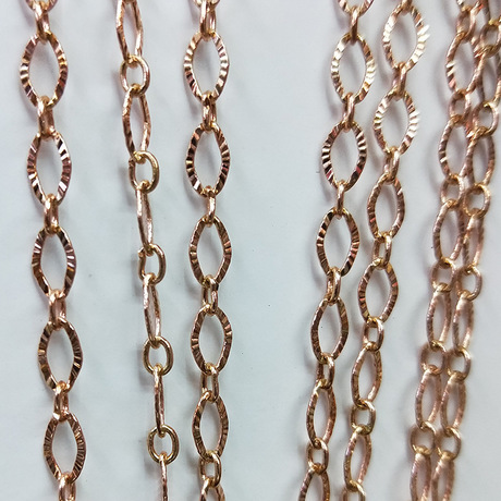 260 large diamond-shaped 1:1 sunflower custom color embroidered snake chain processing factory direct sales Specification image