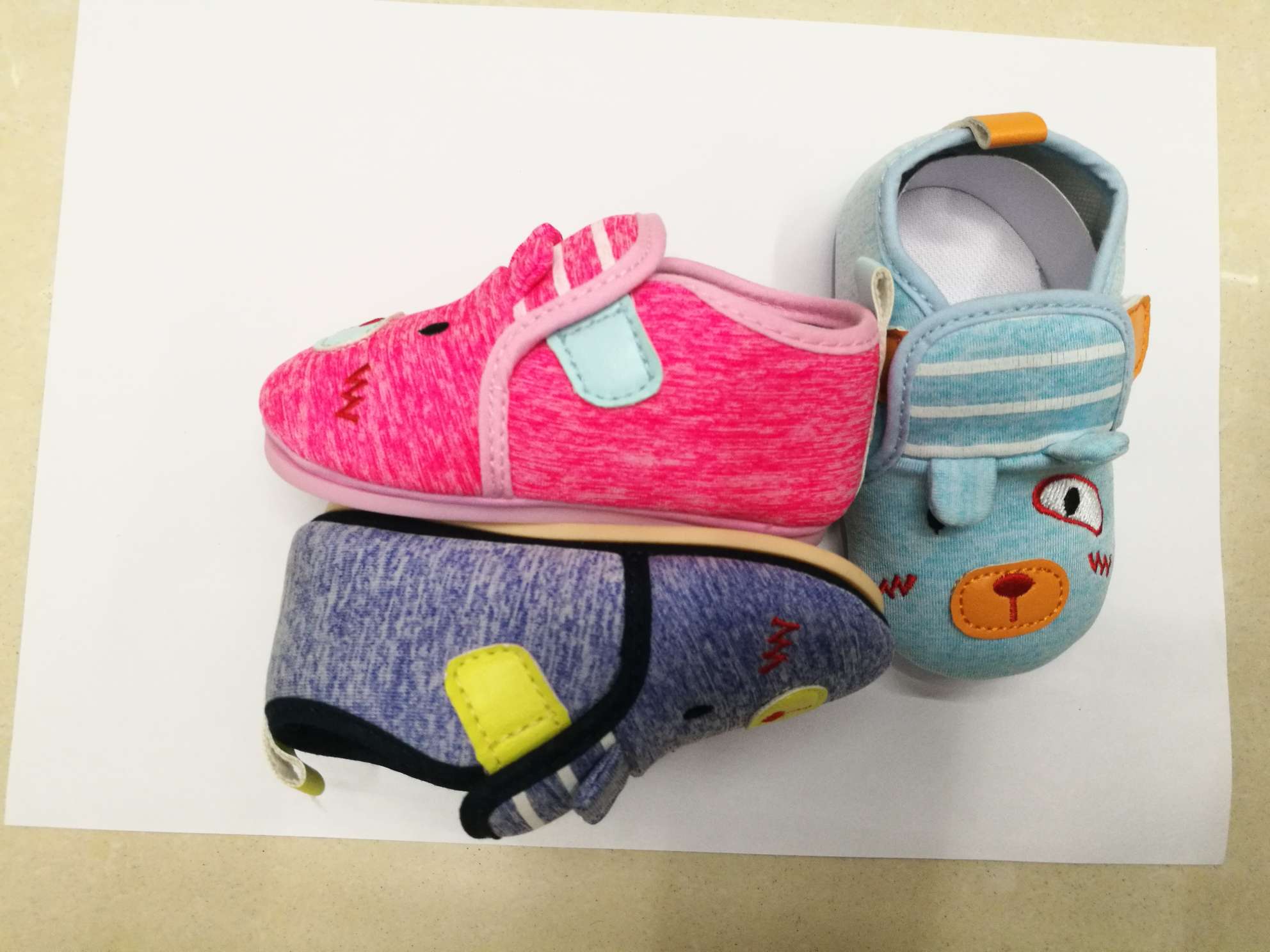 Kids' Shoes