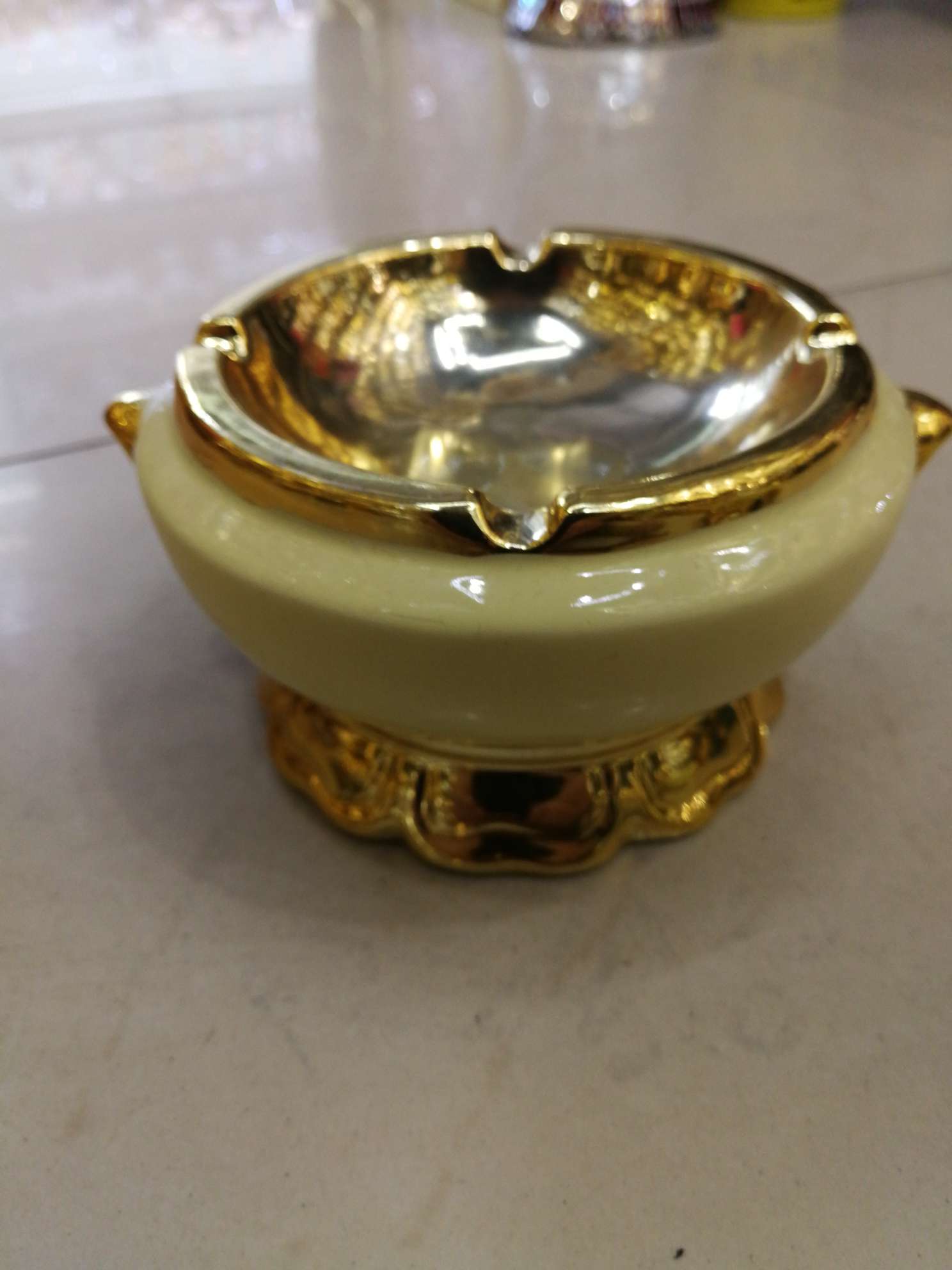 Ceramic ashtray 452 Ceramic ornament 1 Specification image