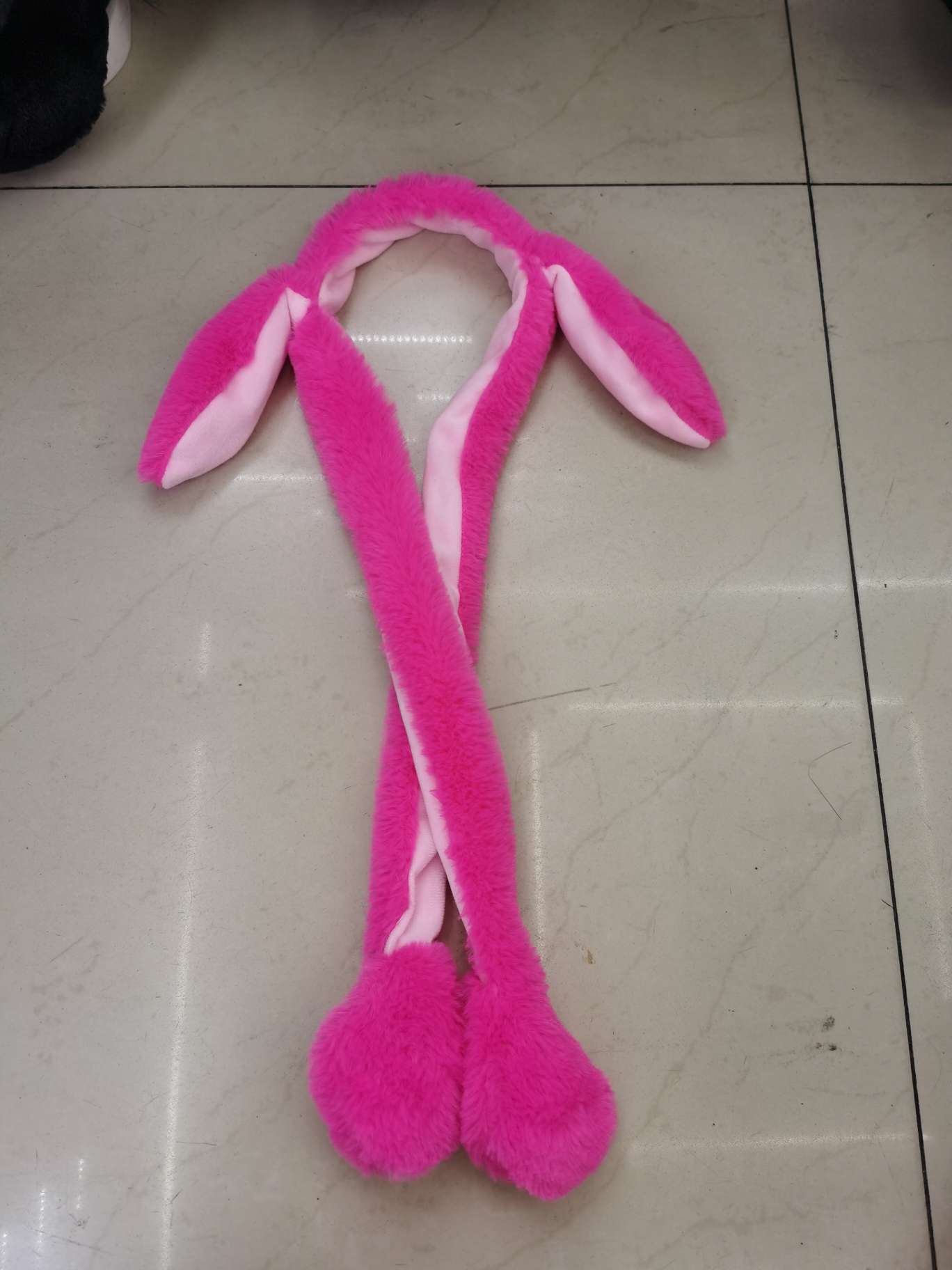 Xinqiqu 1168 popular Douyin style plush toy airbag headband, ear-moving Pikachu rose red slow rebound doll chair, cute gift details Picture