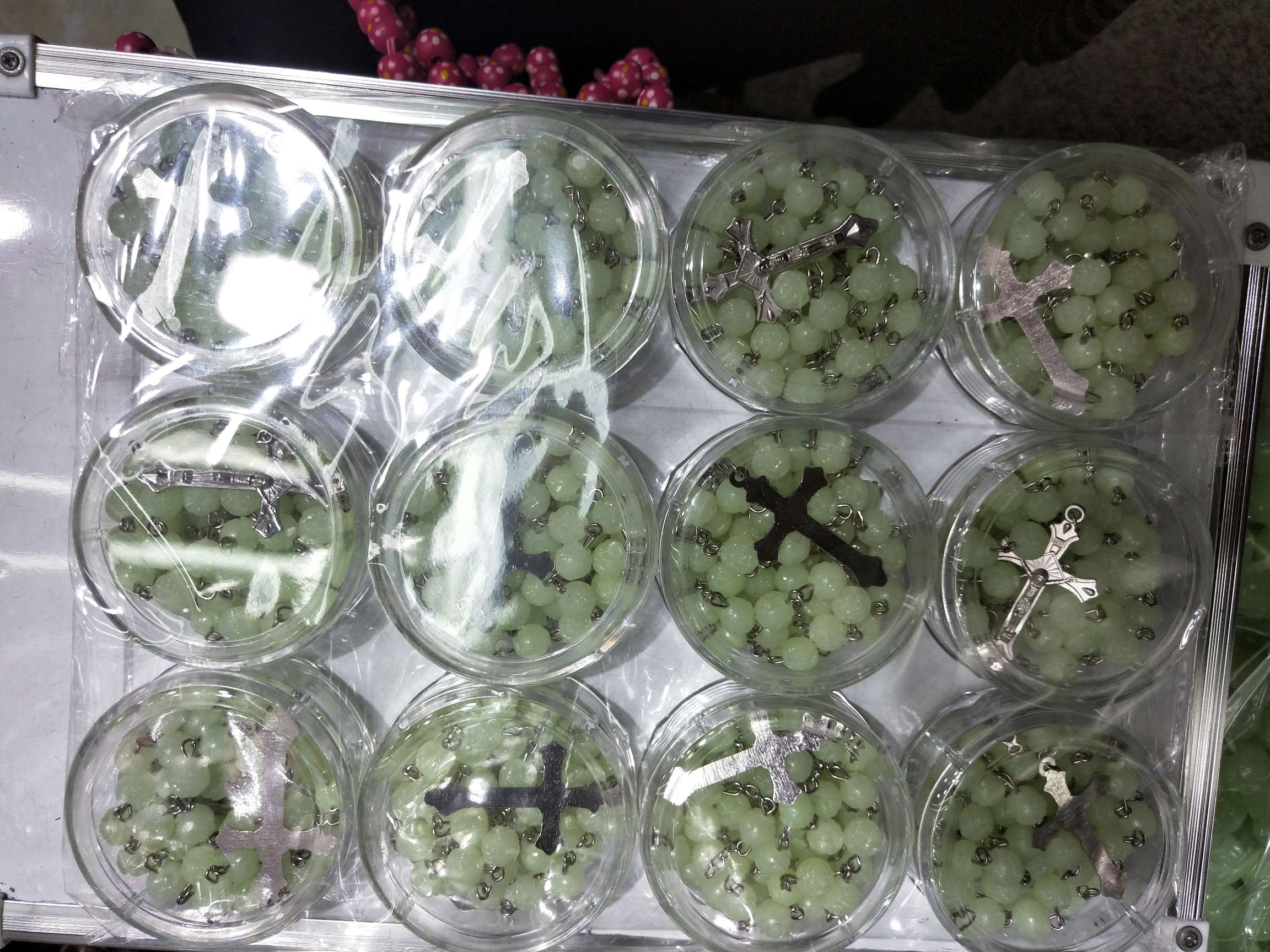 Boxed glow-in-the-dark bead necklace