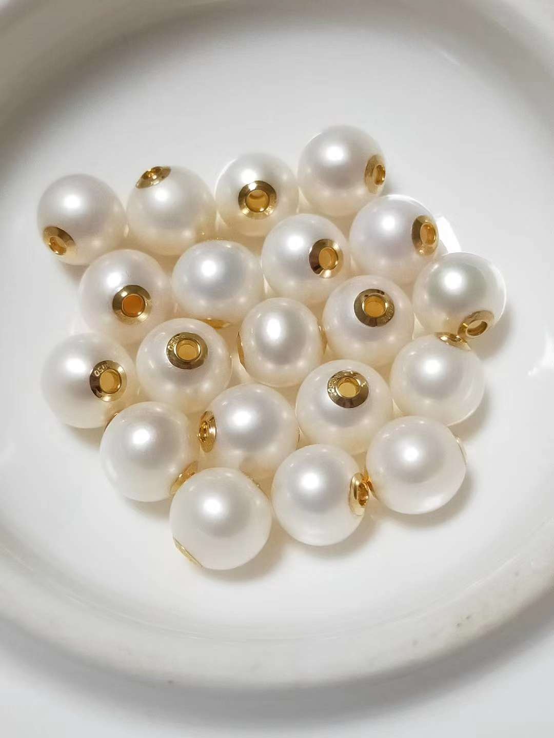 [玫瑰]天然珍珠，18K 金镶嵌，8毫米珍珠，批发价💰 35元一粒（万能珠，可以穿手链，锁骨链，耳坠:)