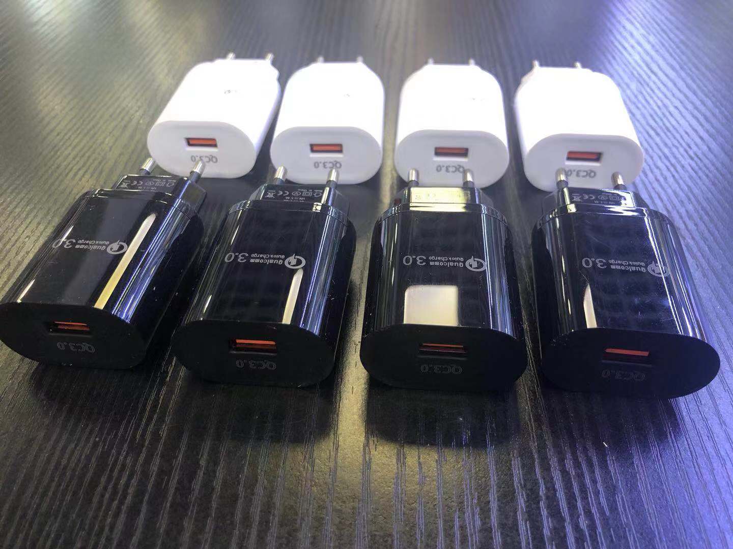 快充充电器适用安卓苹果华为等手机通用充电器