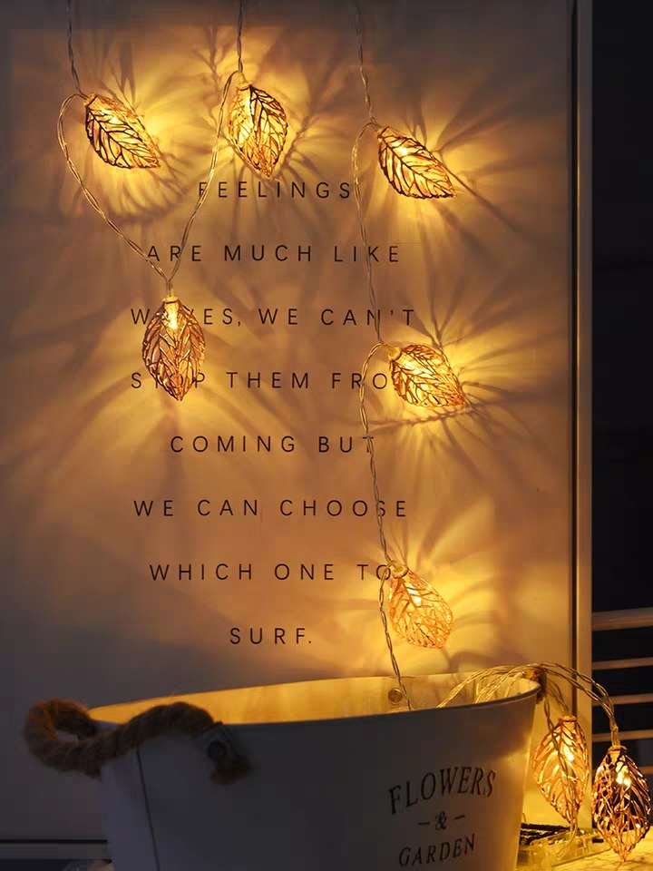 3d leaf ironwork battery lights, colored lights, string lights, flashing lights, ins room decoration, Internet celebrity and girlish bedroom arrangement