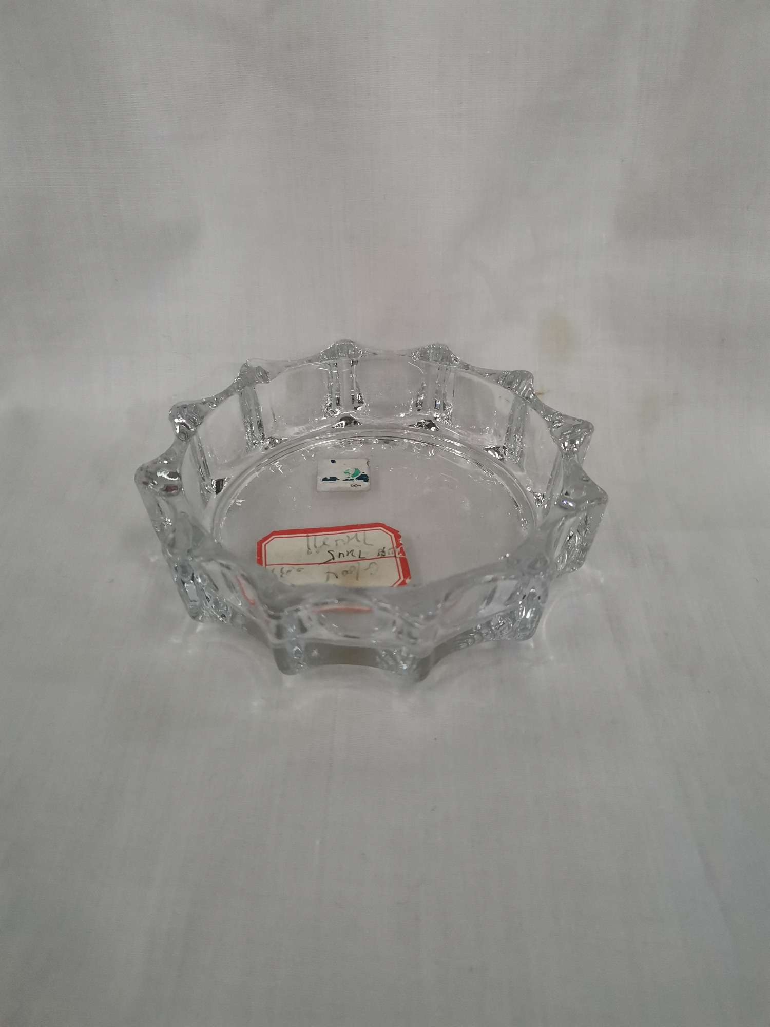 Ashtrays, 1004