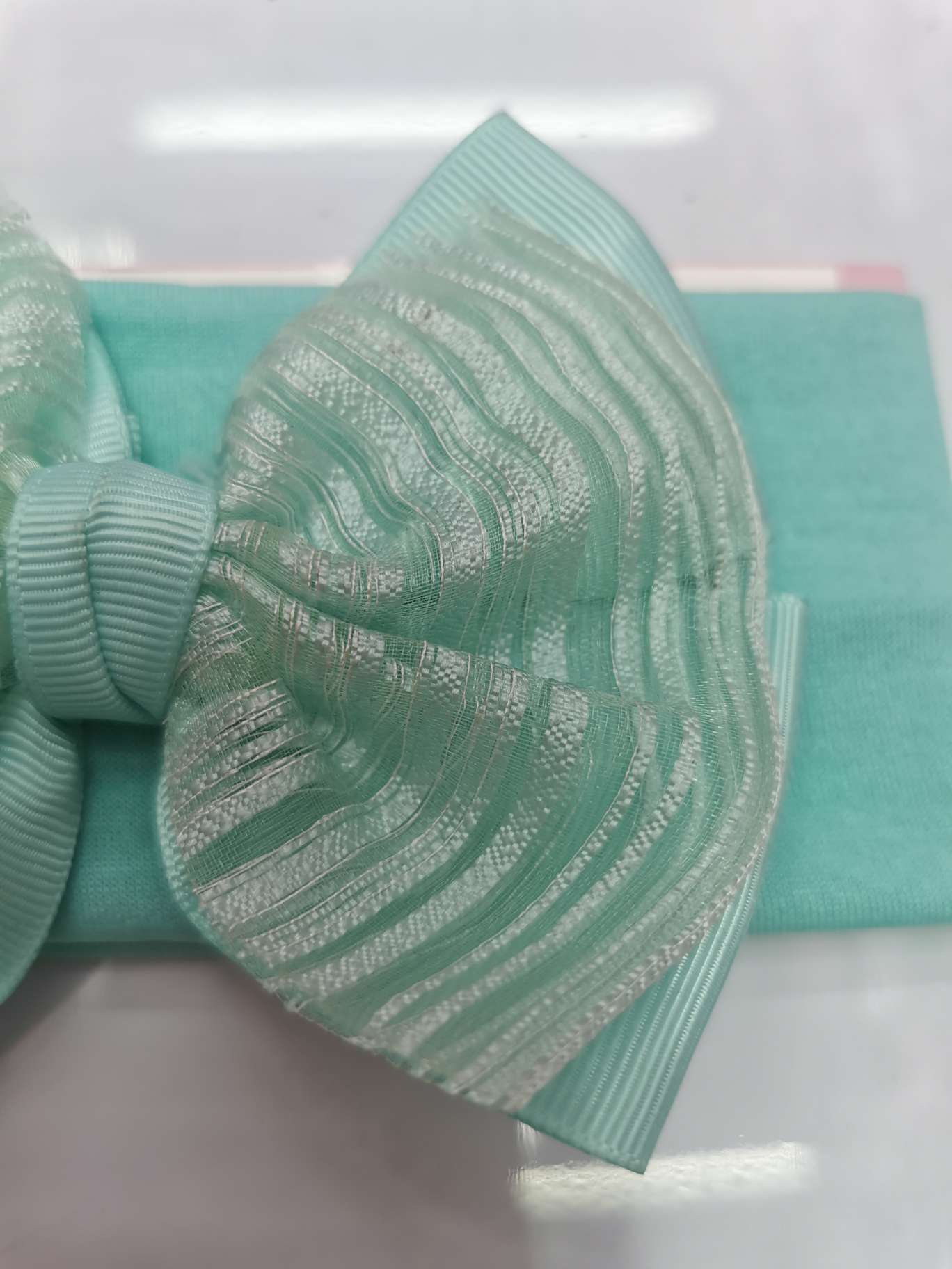 Striped seerkraut bow tie children's hair band Specification image