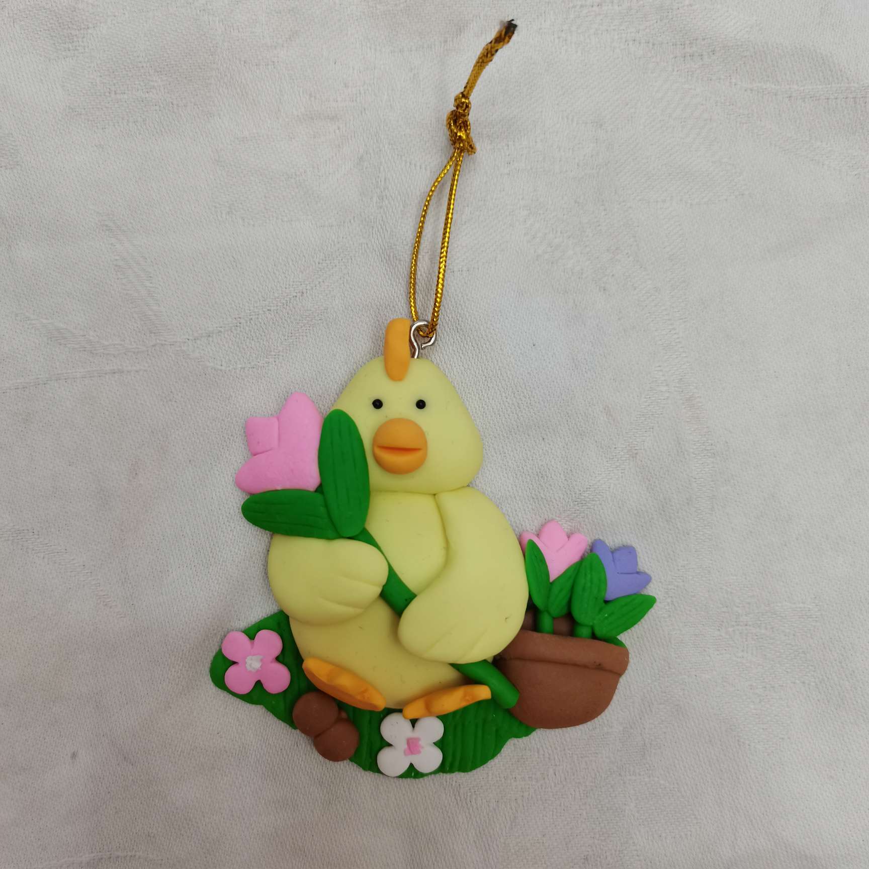 Soft clay chicken with floret thumbnail