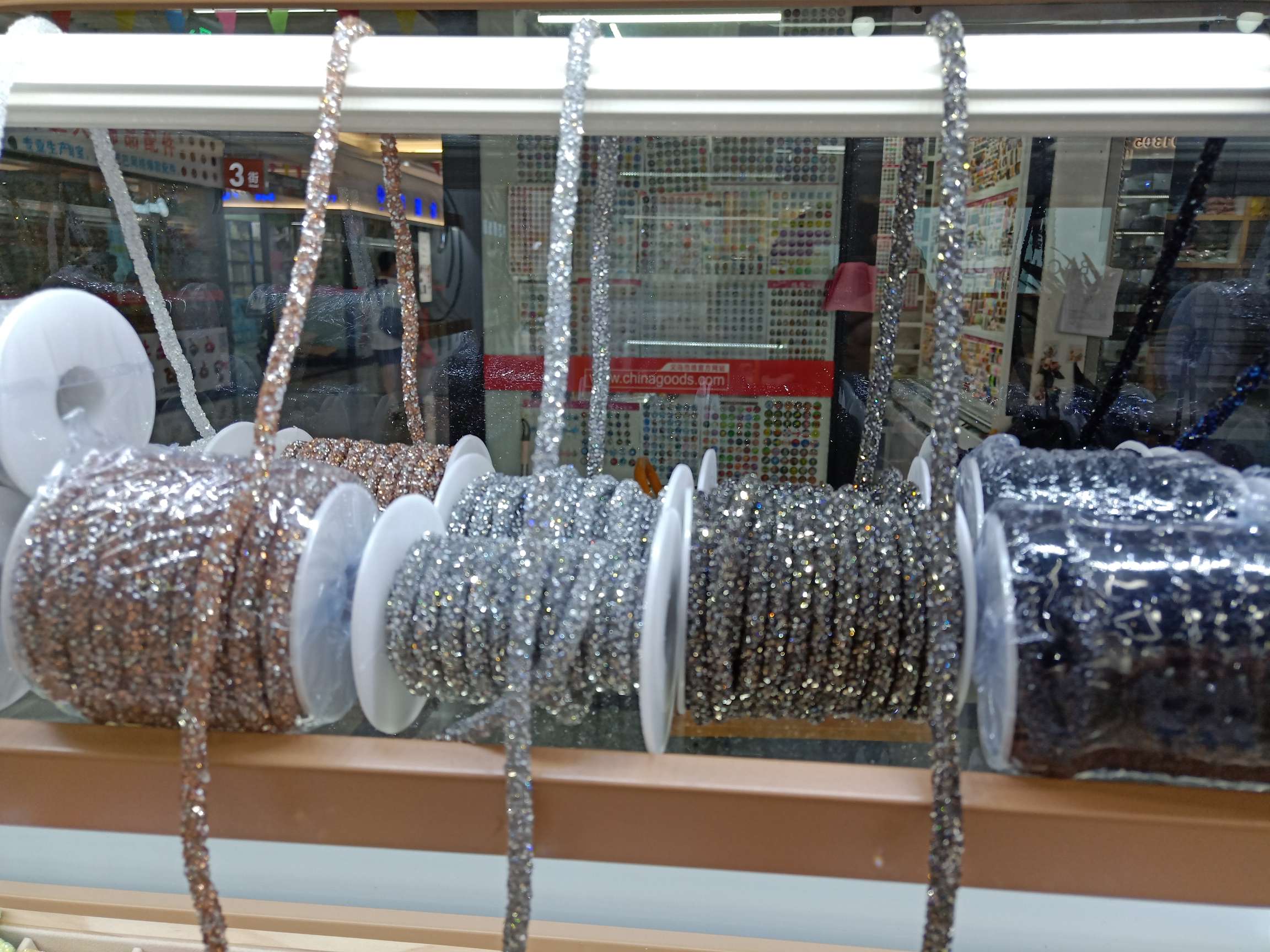 Cross-border best-selling shiny diamond tubes and rhinestones, handcrafted DIY jewelry accessories, clothing accessories