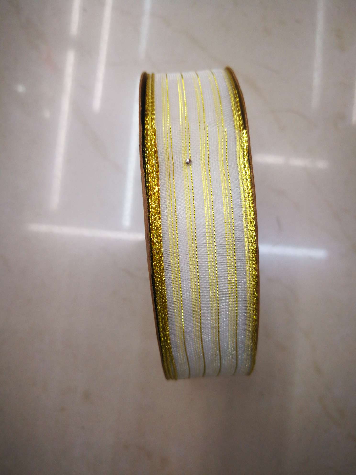 2.5cm yellow hard mesh tape details Picture