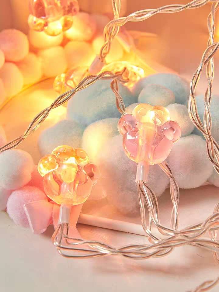 The popular cat-paw string lights, colorful lights, girlish room decoration, battery box, and romantic dormitory layout details Picture
