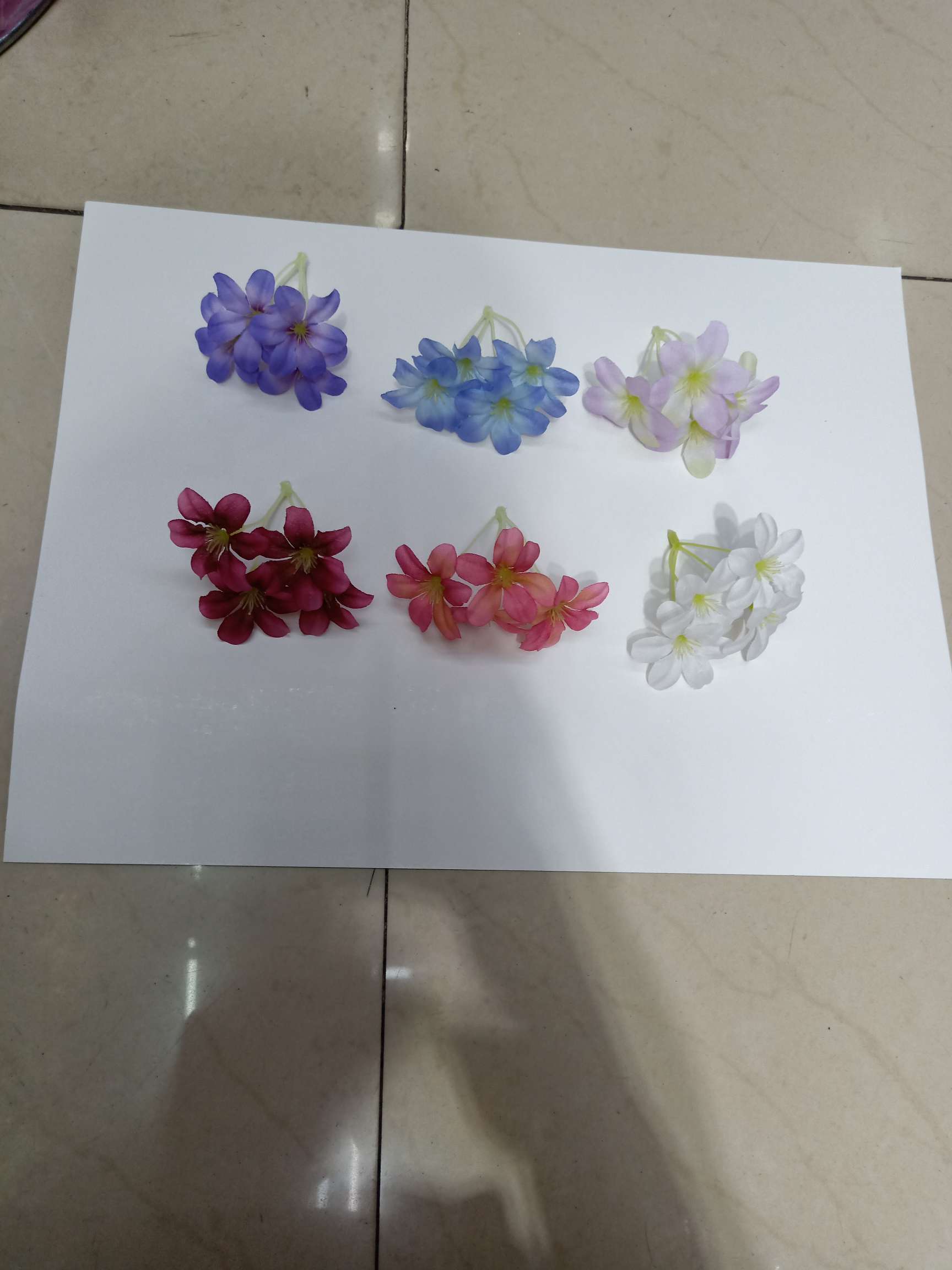 Vintage simulación floral tela de seda pequeña hortensia guirnaldas navidad accesorios Item Picture