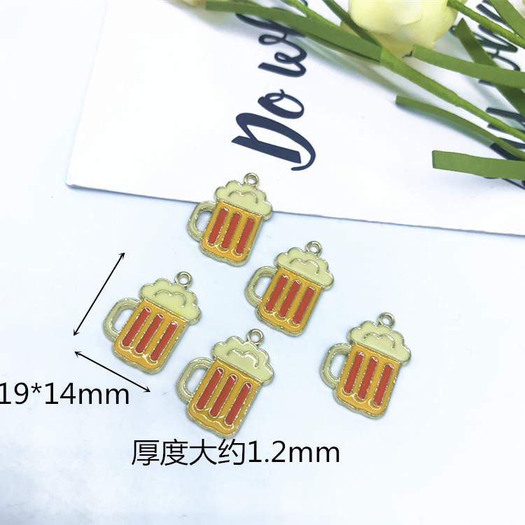DIY decorative accessories: Korean version cute beer painting oil pendant Item Picture