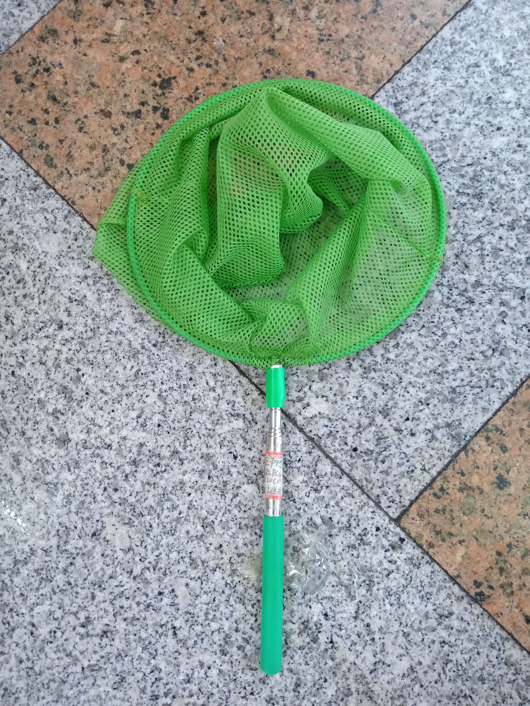 Five telescopic fishing nets thumbnail