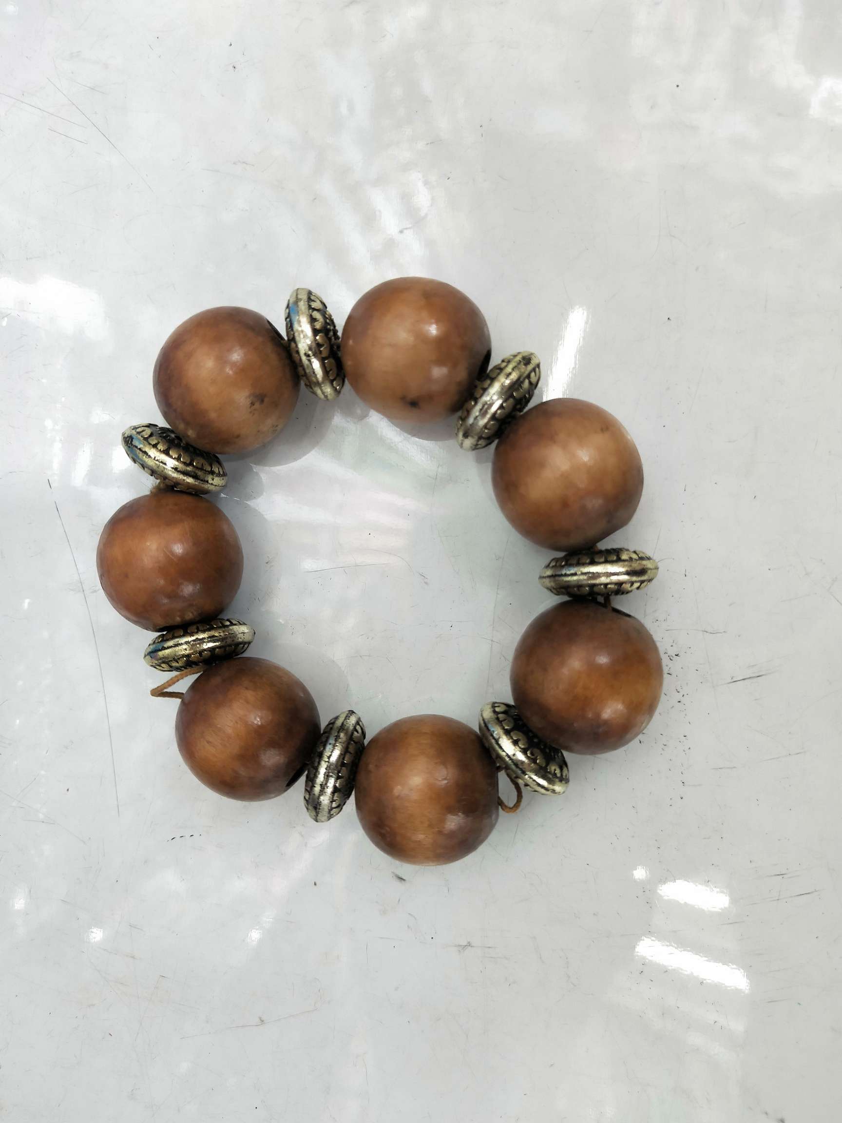 Large bead bracelet