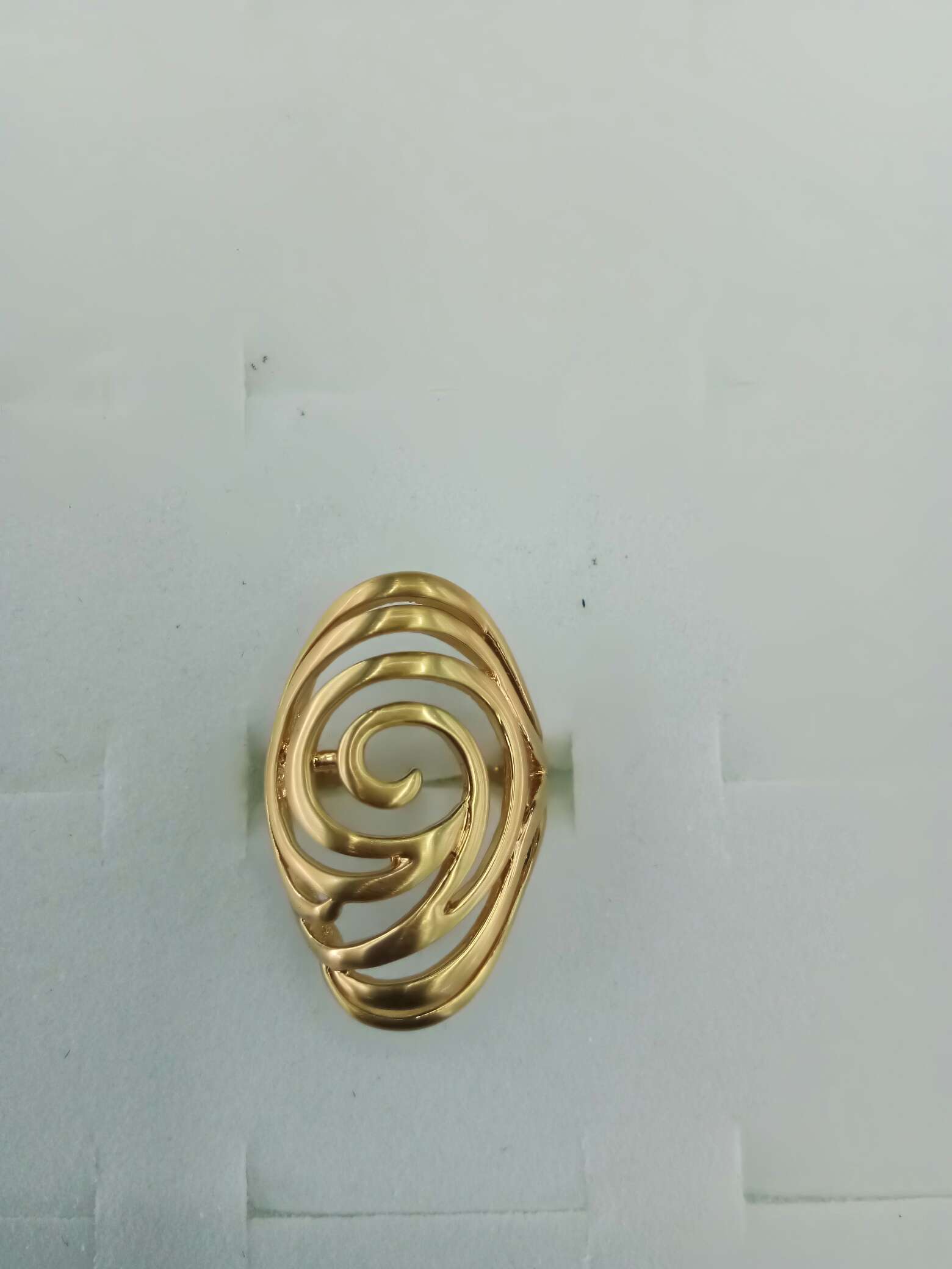 厂家直销合金金色拉丝电镀戒指图