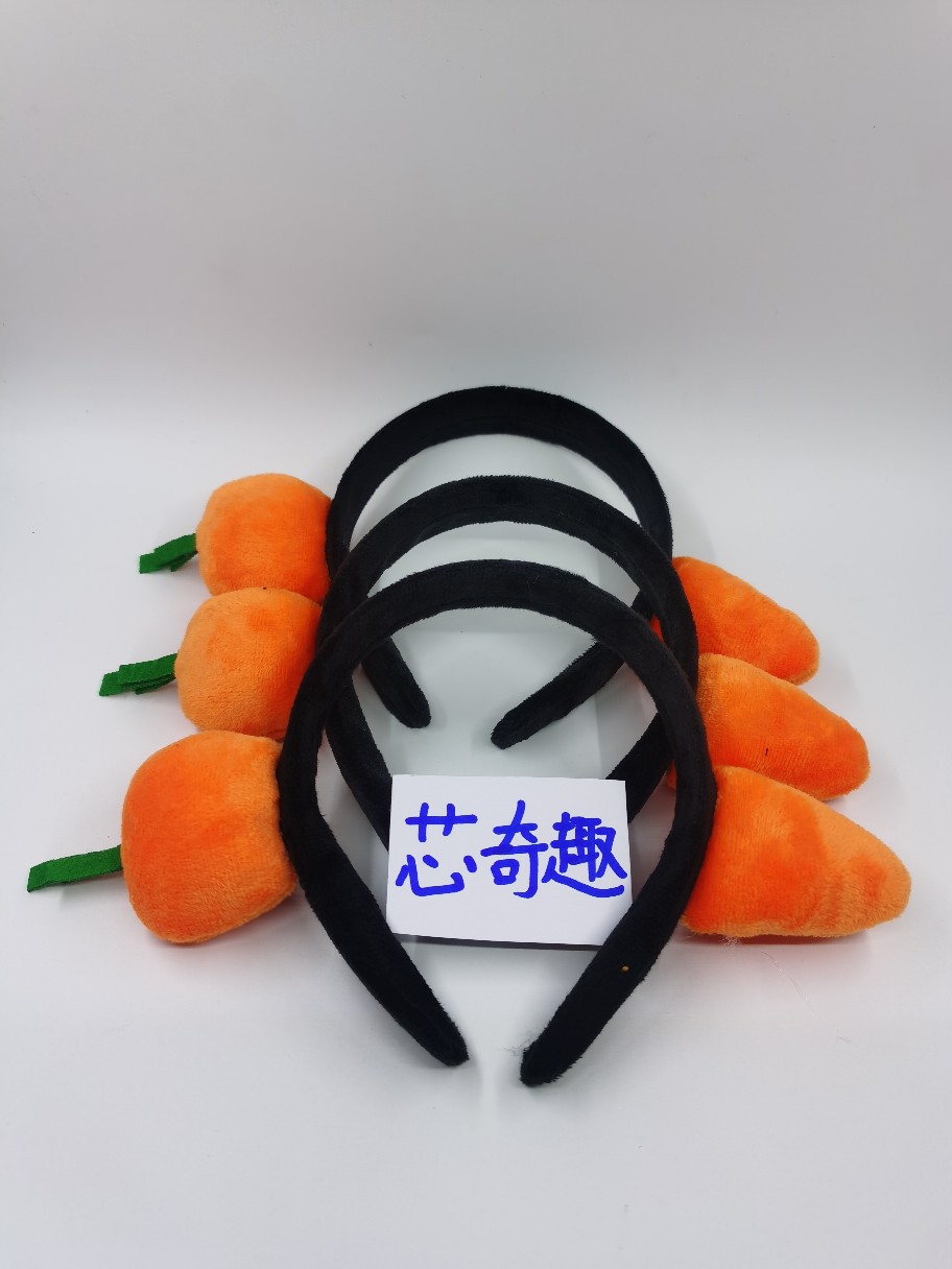 Snake Year mascot plush pendant, small doll pendant, cute plush toy, creative little snake doll keychain pendant details Picture