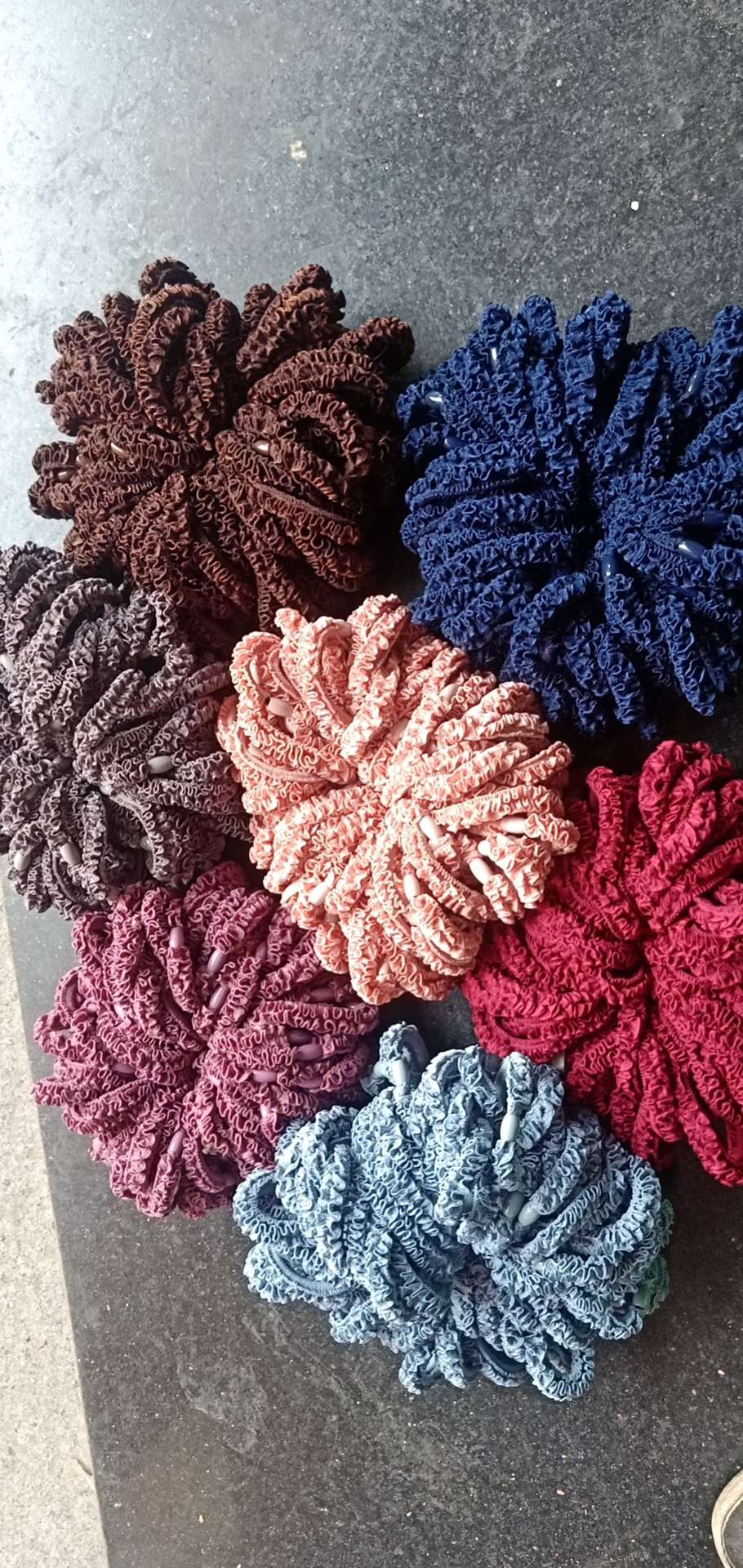 饰品头饰 发圈头绳 时尚女士发饰 美发装饰品 潮流头饰发圈精美设计