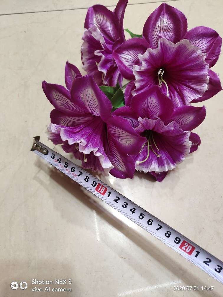 Factory direct sales with favorable prices, high-quality high, medium and low-end artificial flowers, Qingming Festival flowers, festival bouquets and other 6-head silk-screened narcissus details Picture