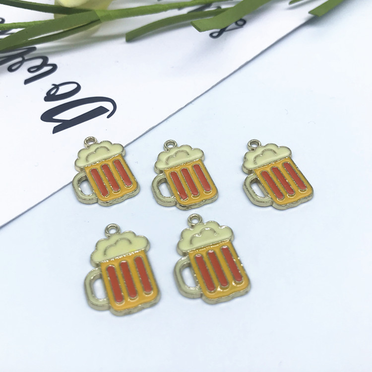 DIY decorative accessories: Korean version cute beer painting oil pendant undefined