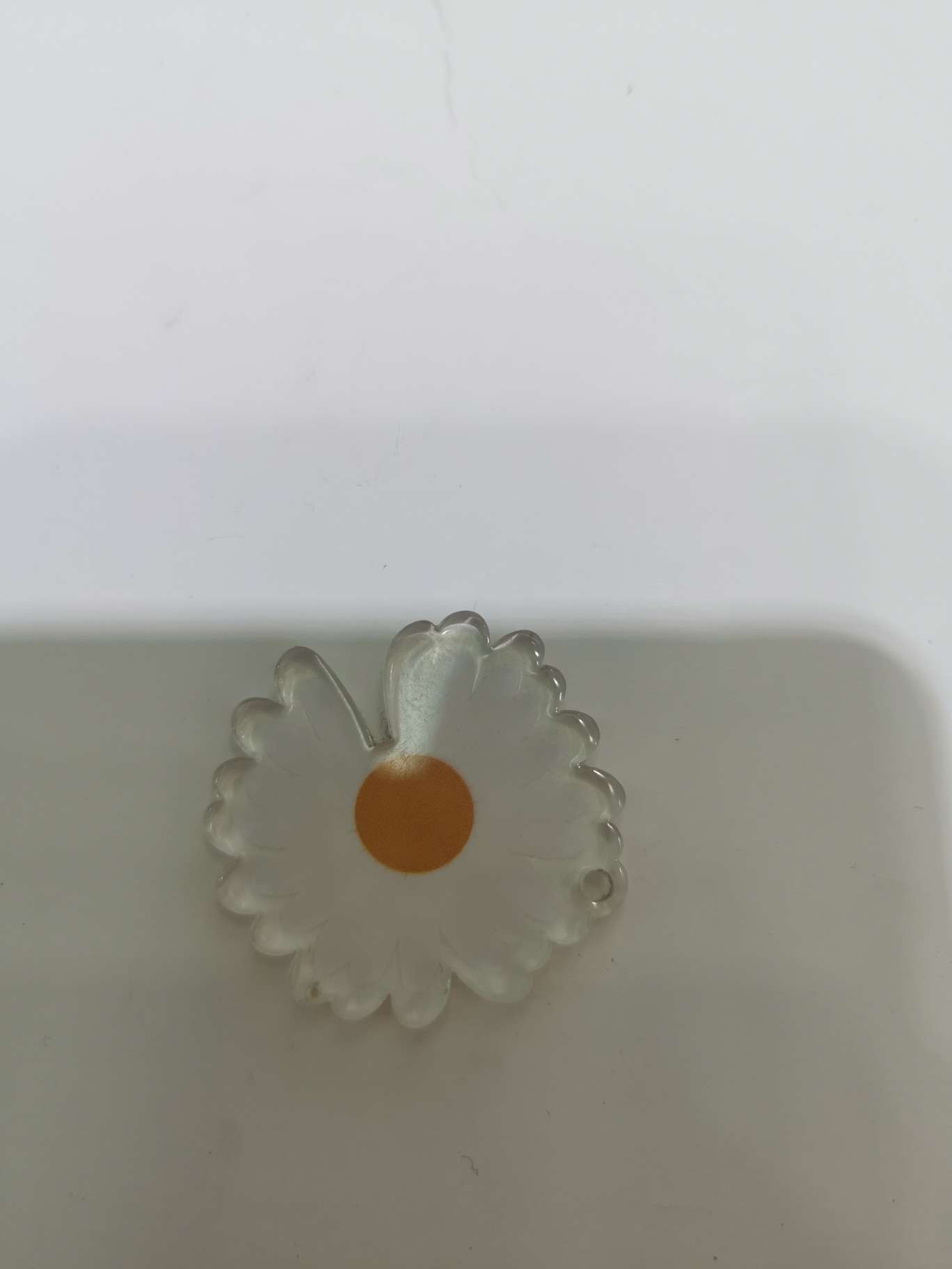 Star Jewelry Cute Little Daisy G-Dragon With Daisy Print Headdress Pendant Accessories Specification drawing