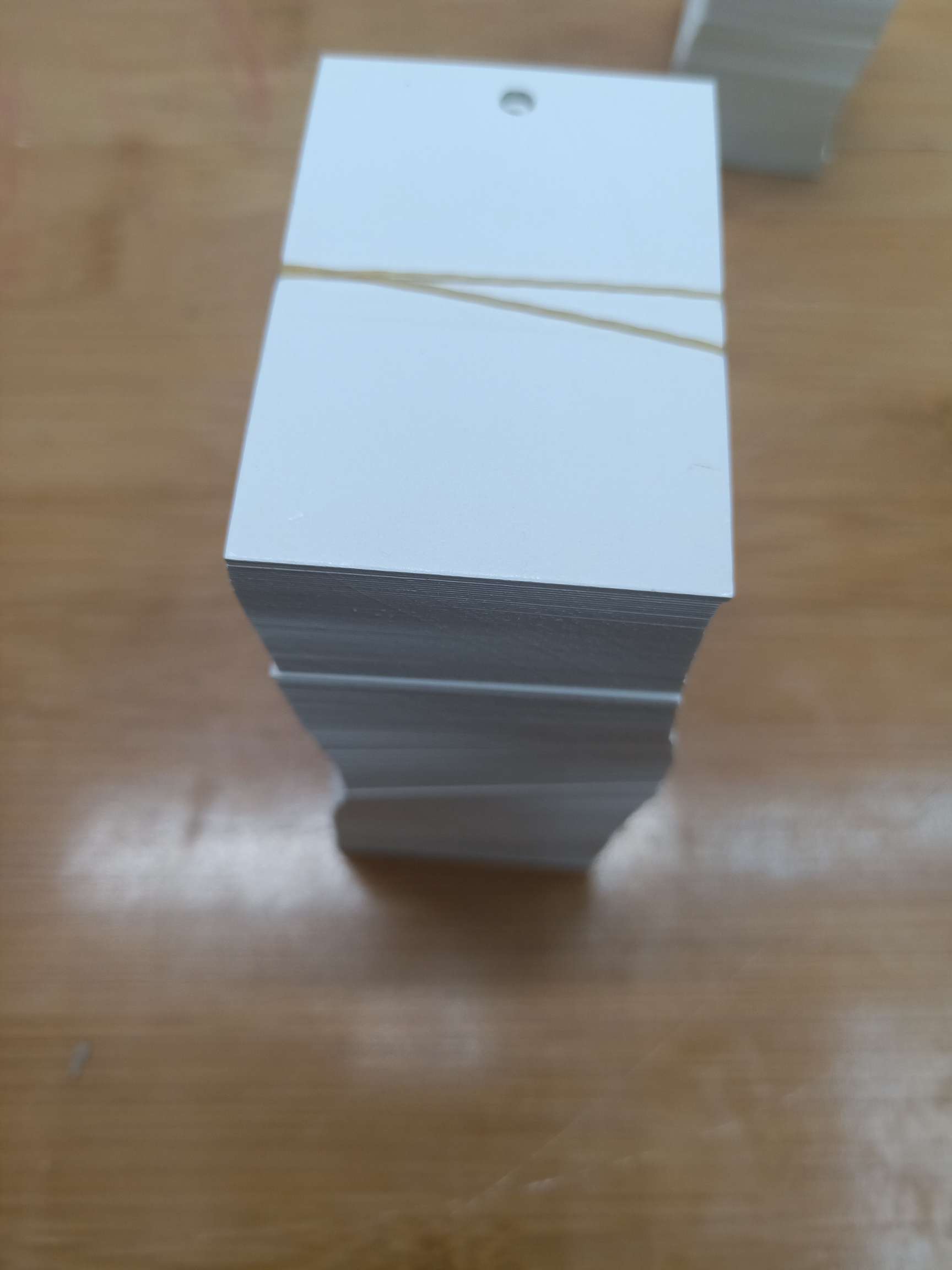 白色吊卡4*6，一捆250个