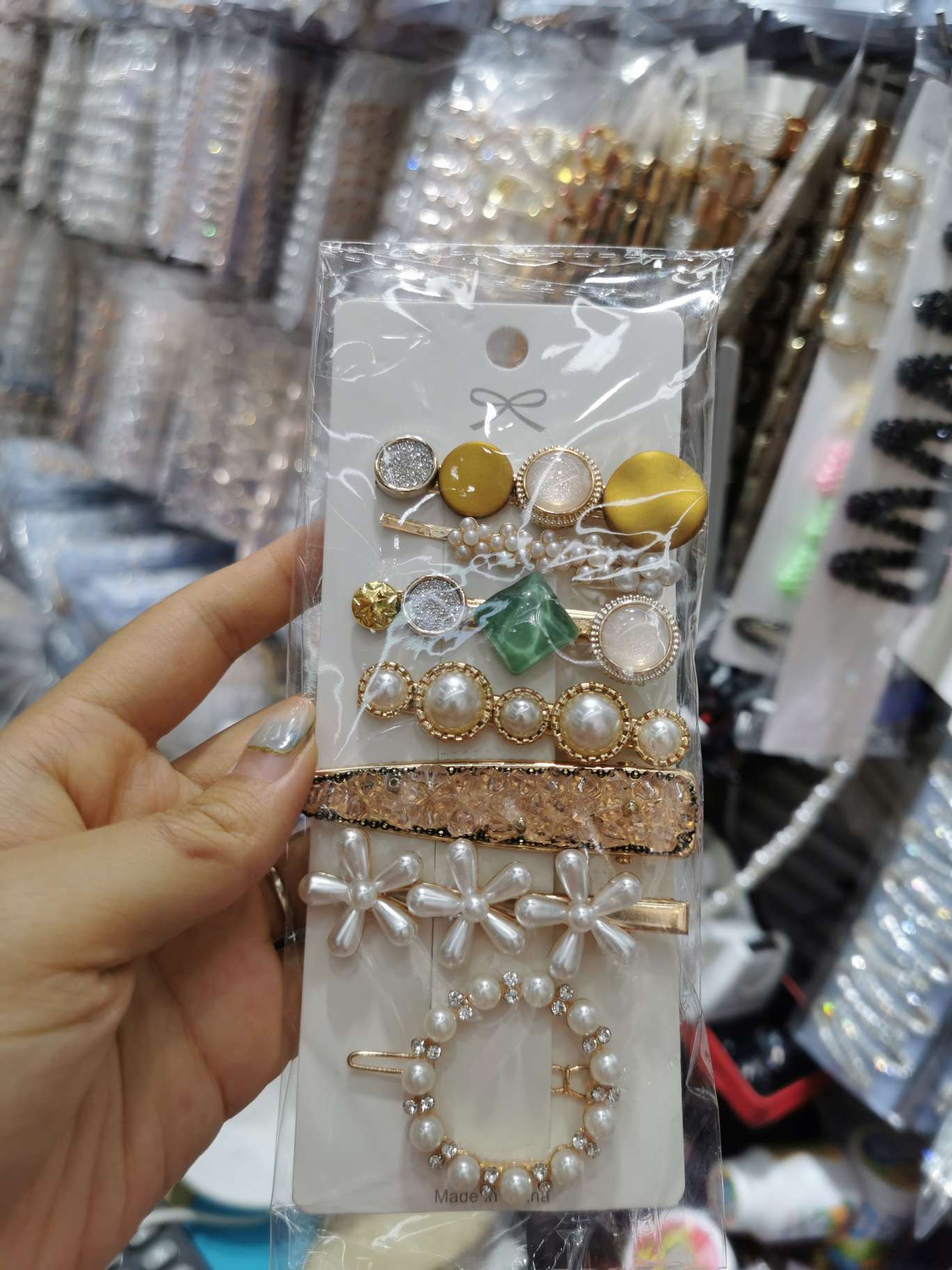 Internet-famous accessories