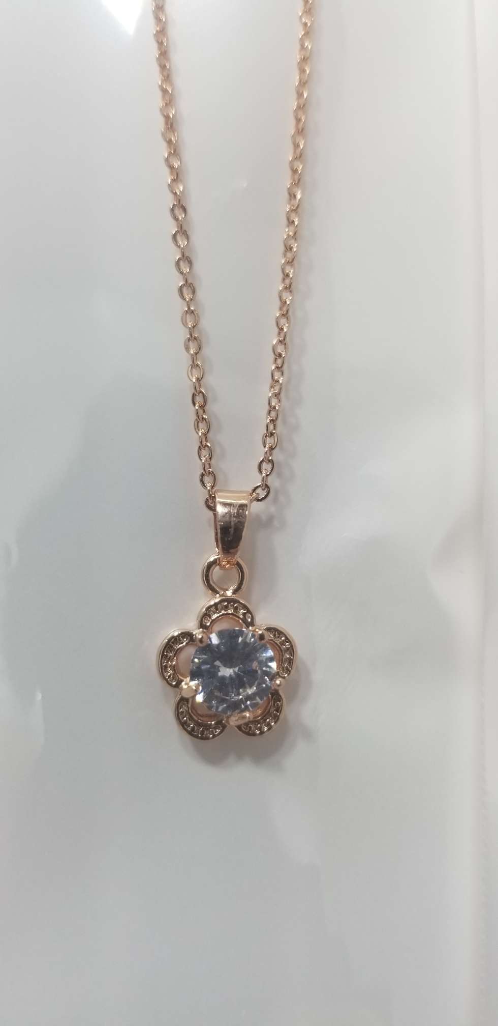 Vintage choker creative zircon necklace color preservation plum single full figure