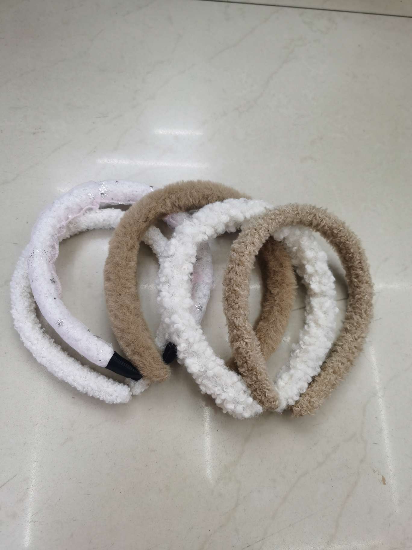 Xinqiqu 1168 Black Crystal plush toy Panda style hair band Sheep curly hair sweet and cute headwear Versatile outdoor hair pressing factory direct sales high quality details Picture