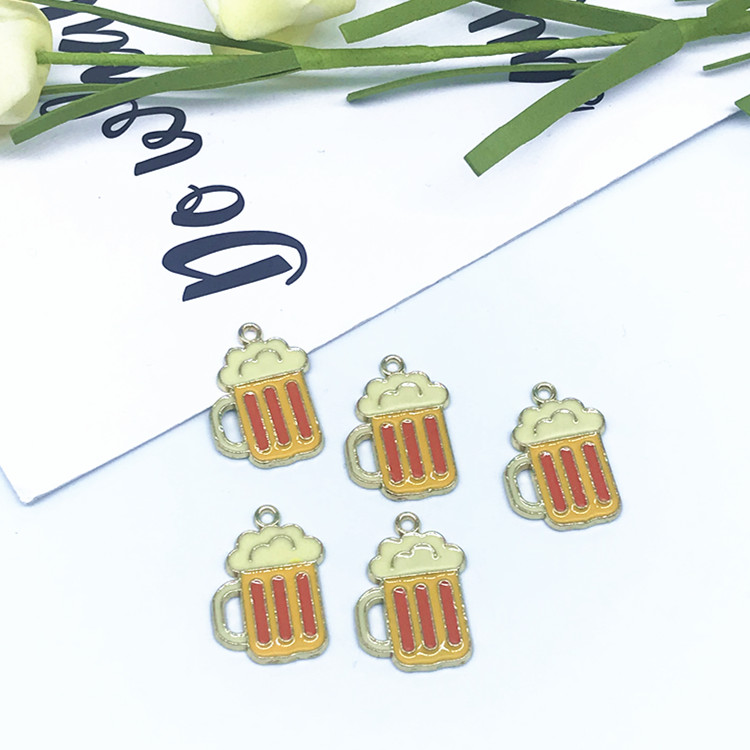 DIY decorative accessories: Korean version cute beer painting oil pendant details Picture