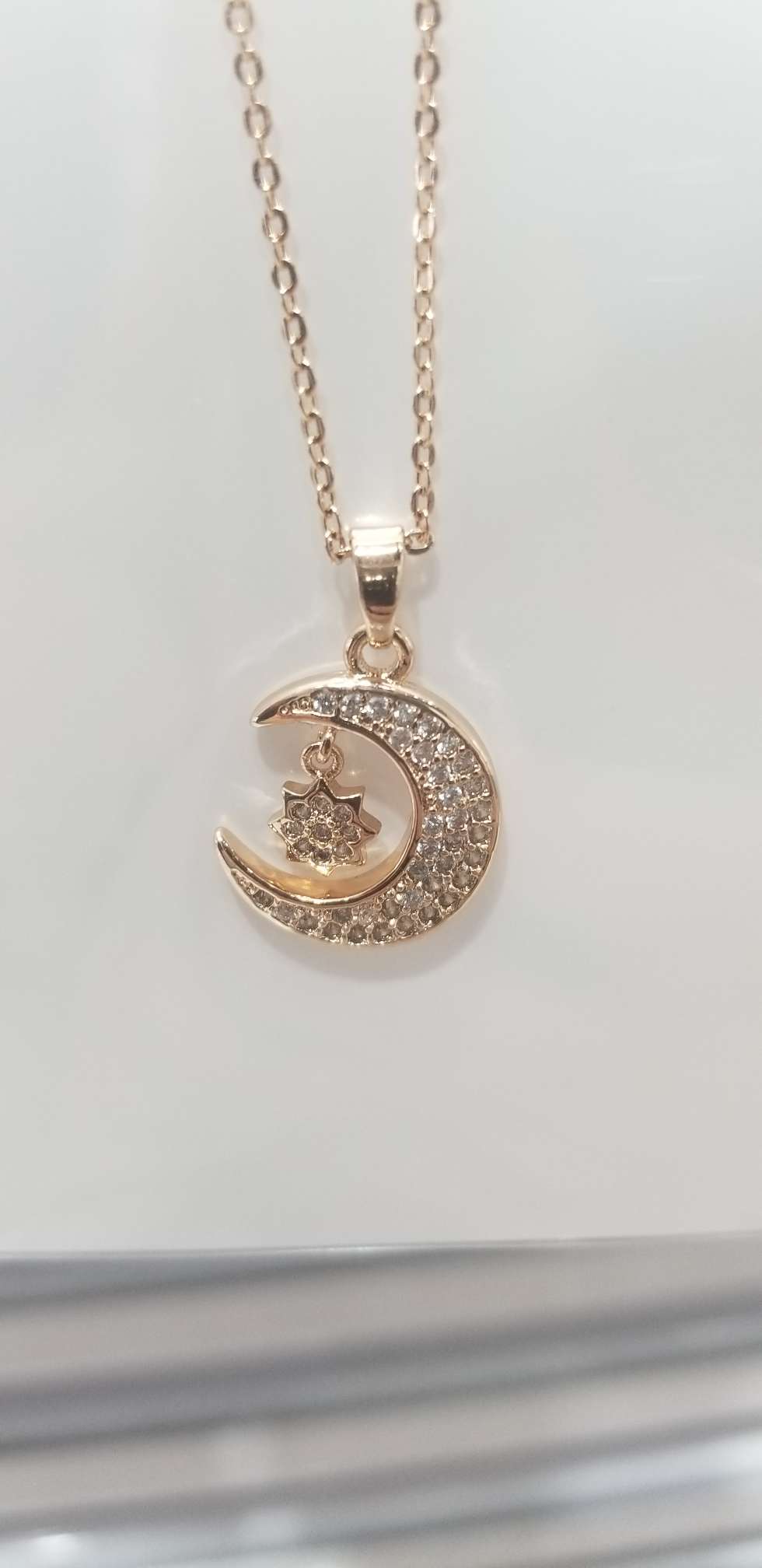 Vintage choker Creative zircon necklace color moon stars
