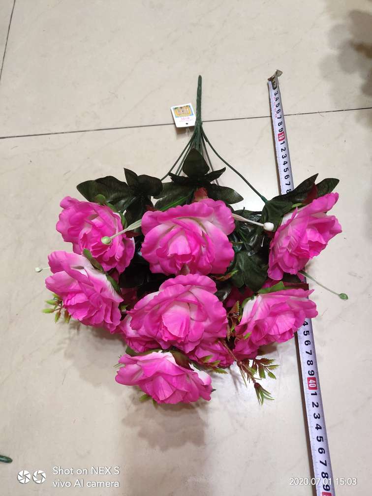 Factory direct sales with favorable prices. High-quality, high, medium and low-grade artificial flowers, Qingming Festival flowers, festival bouquets, wedding flowers and other 12-head roses Application Scenario