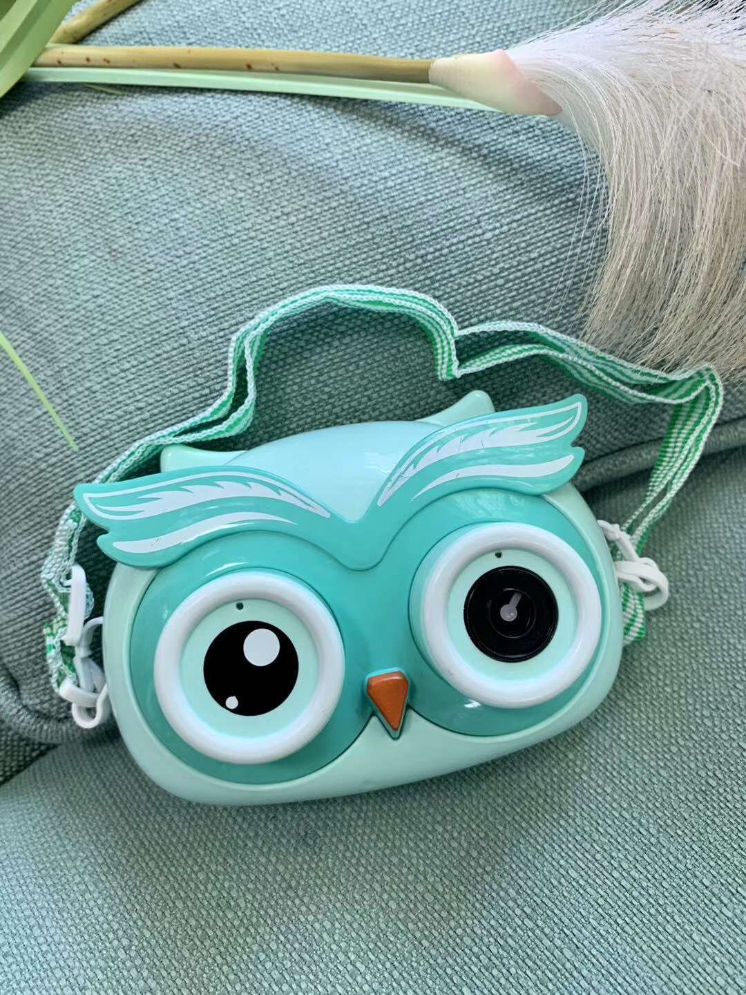 网红猫头鹰泡泡相机白底实物图