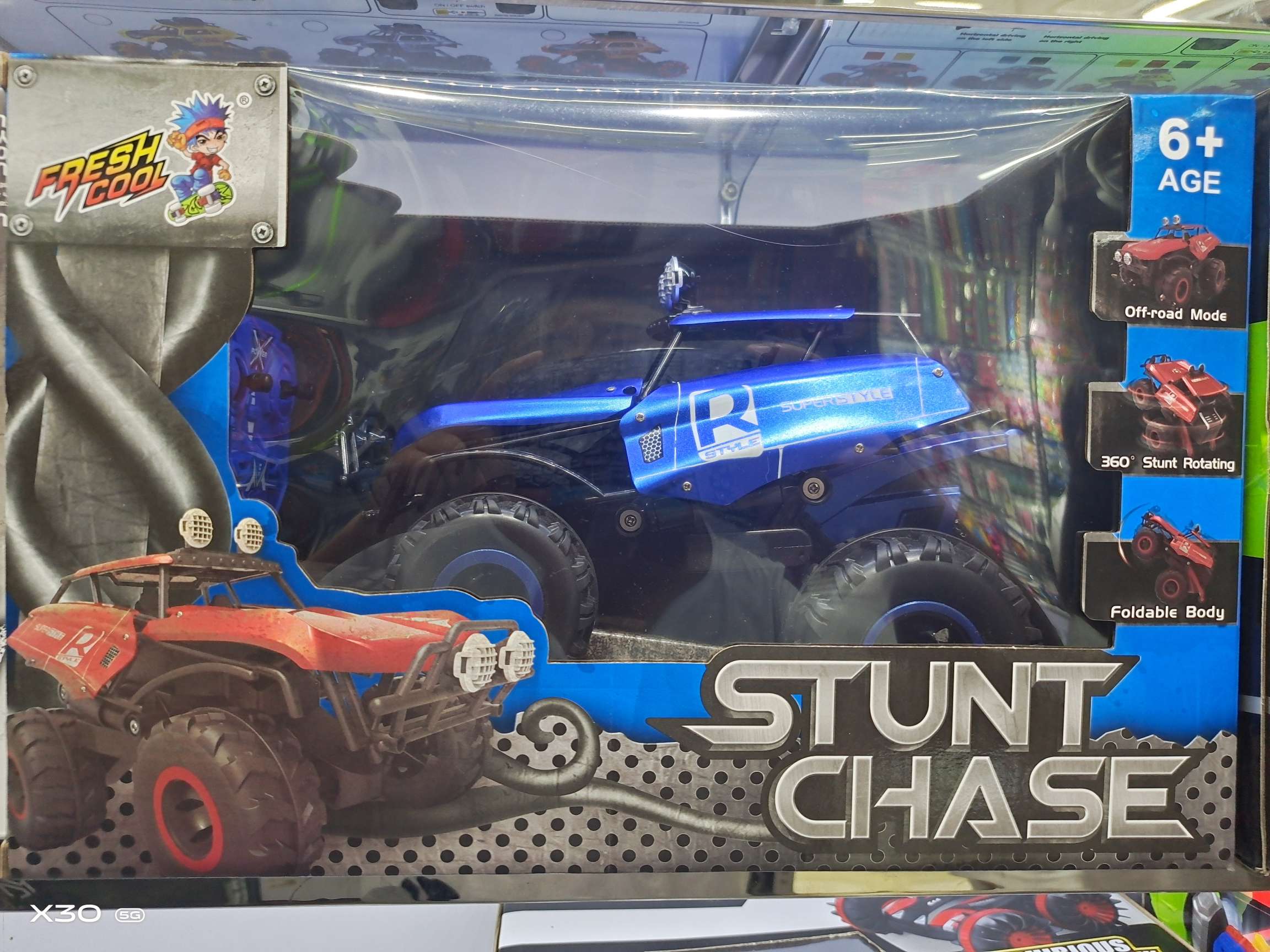 Remote-controlled alloy stunt car