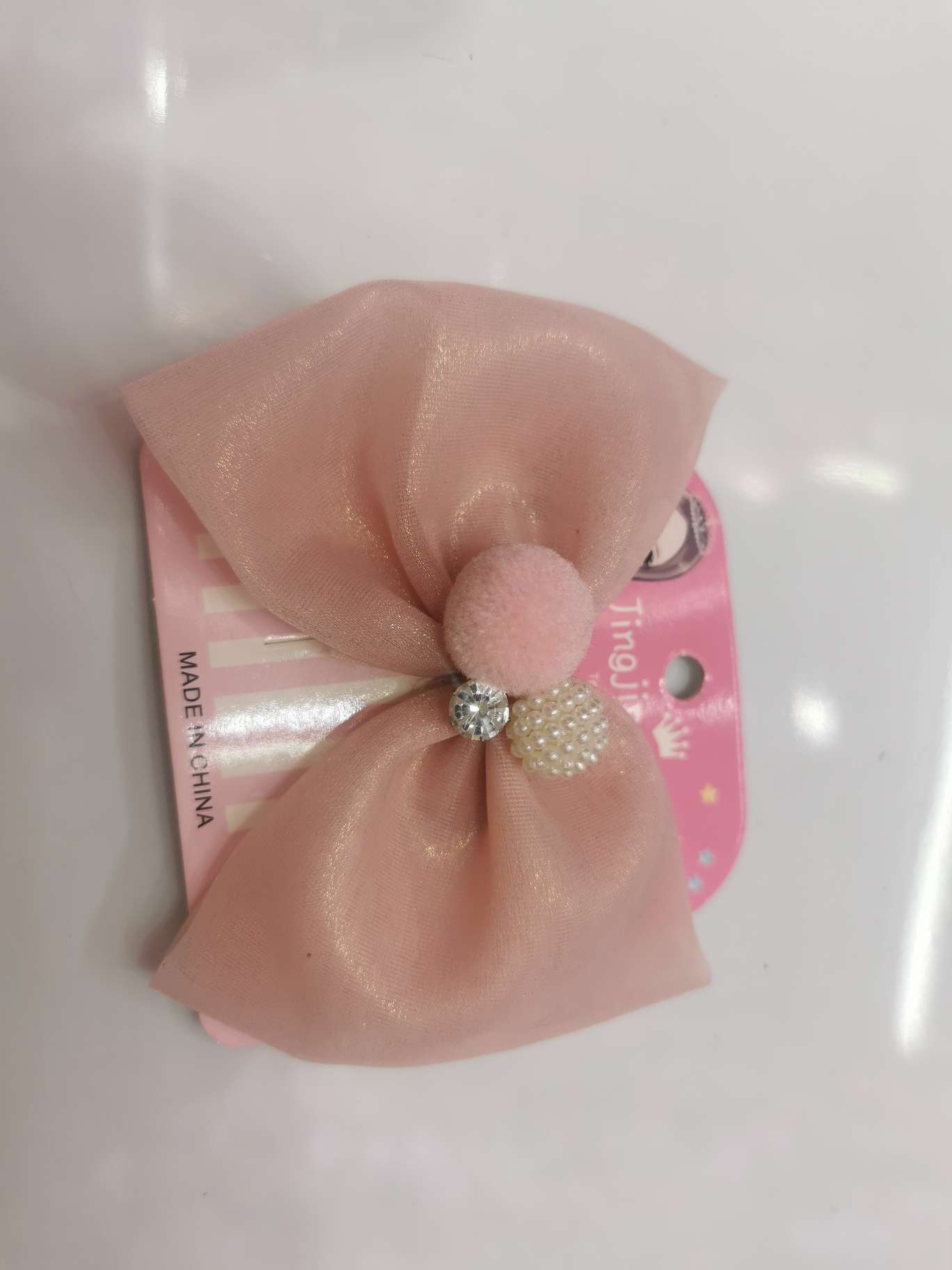 Pom-pom bow tie big duck clip