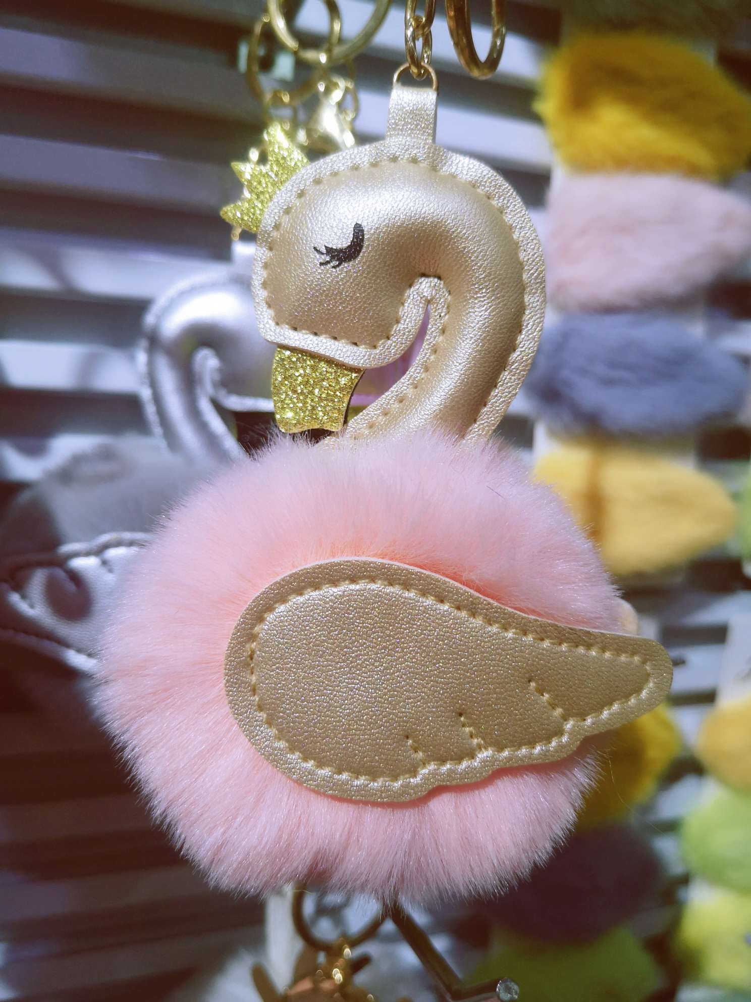 Goose Feather Ball Key Chain Pendant Specification drawing