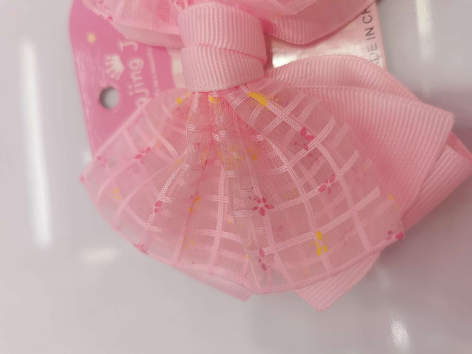 Checkered small flower bow tie and big duck clip Specification image