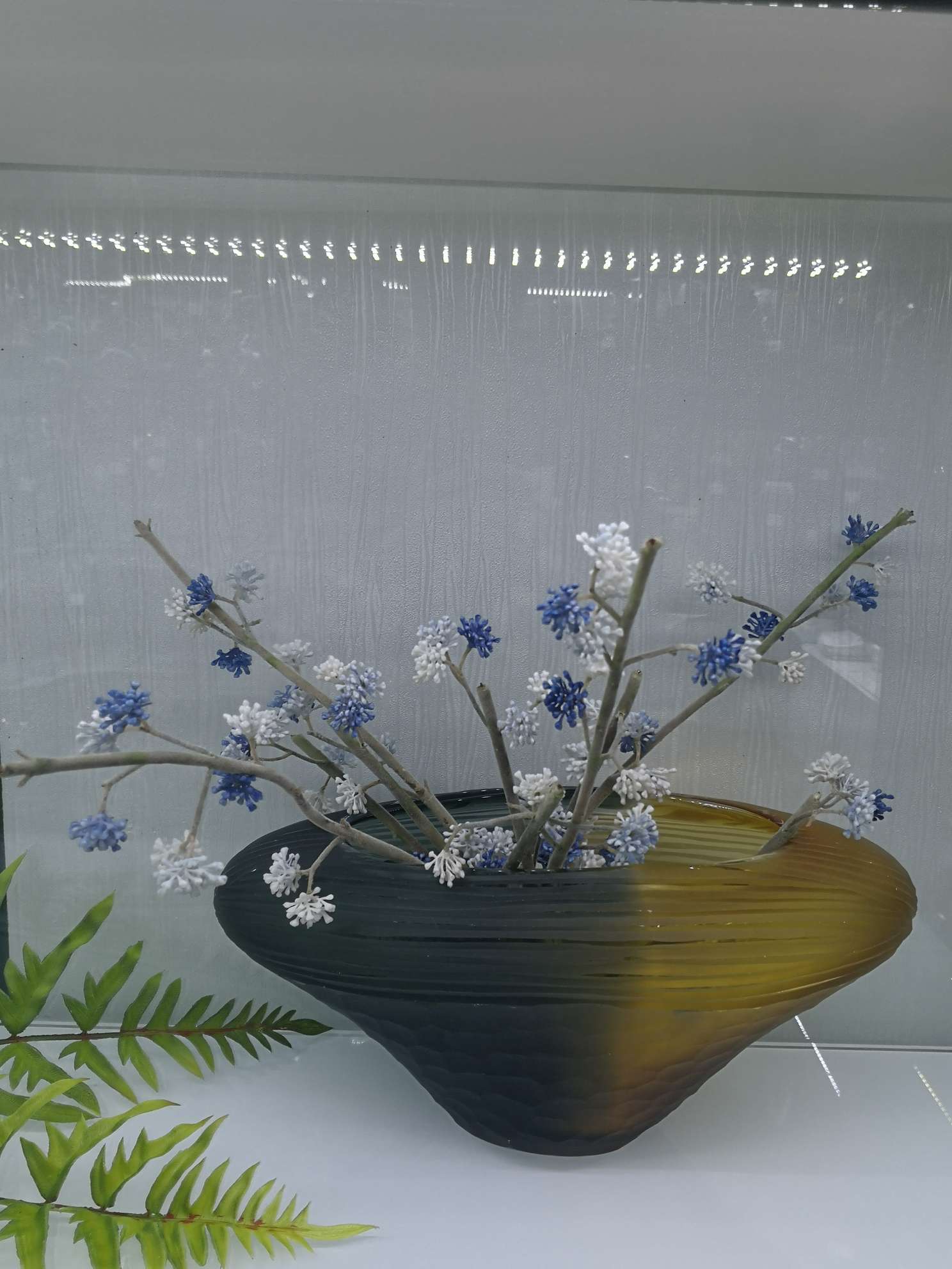 Primary Color Flower Ware details Picture