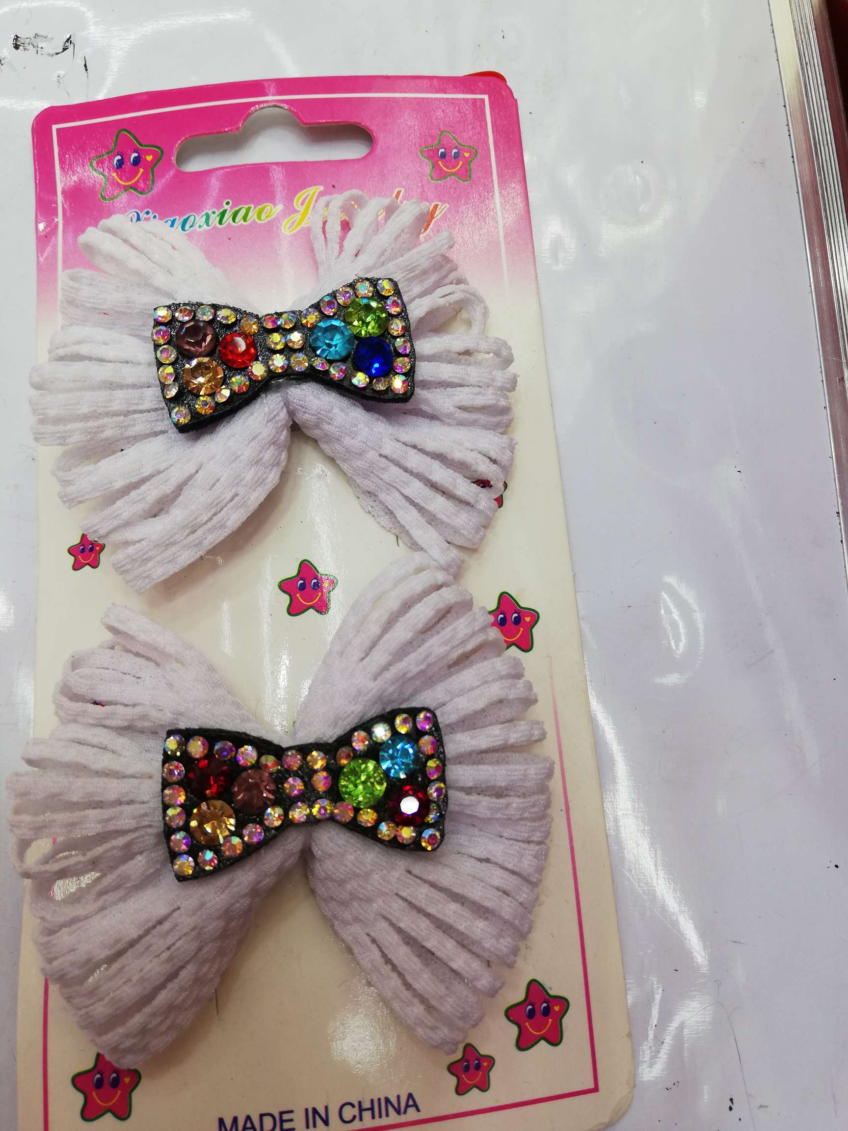 Colored tie white flannelette hairpins for children thumbnail