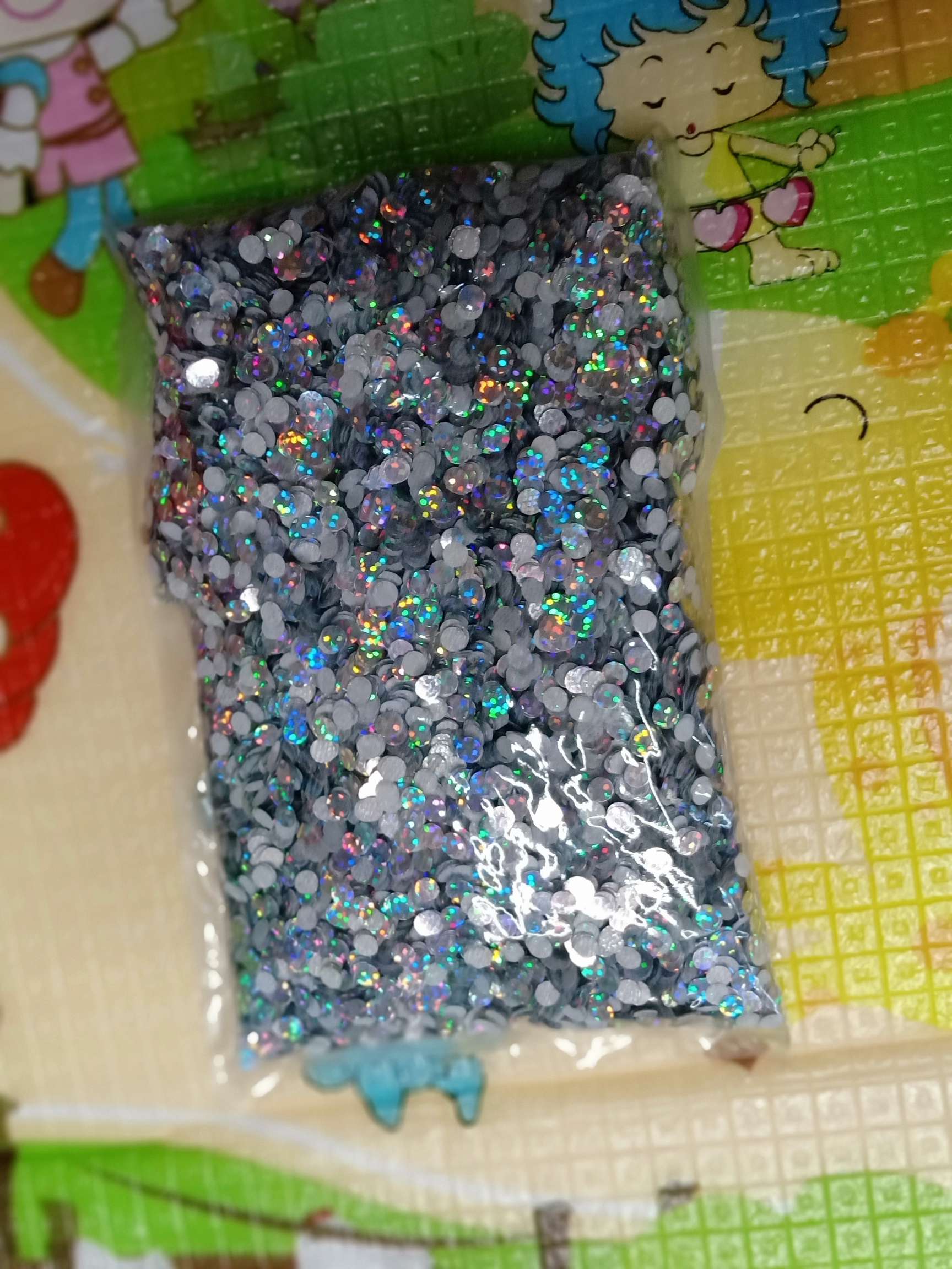 4mm无孔平片珠片亮片烫片服装辅料包装装饰